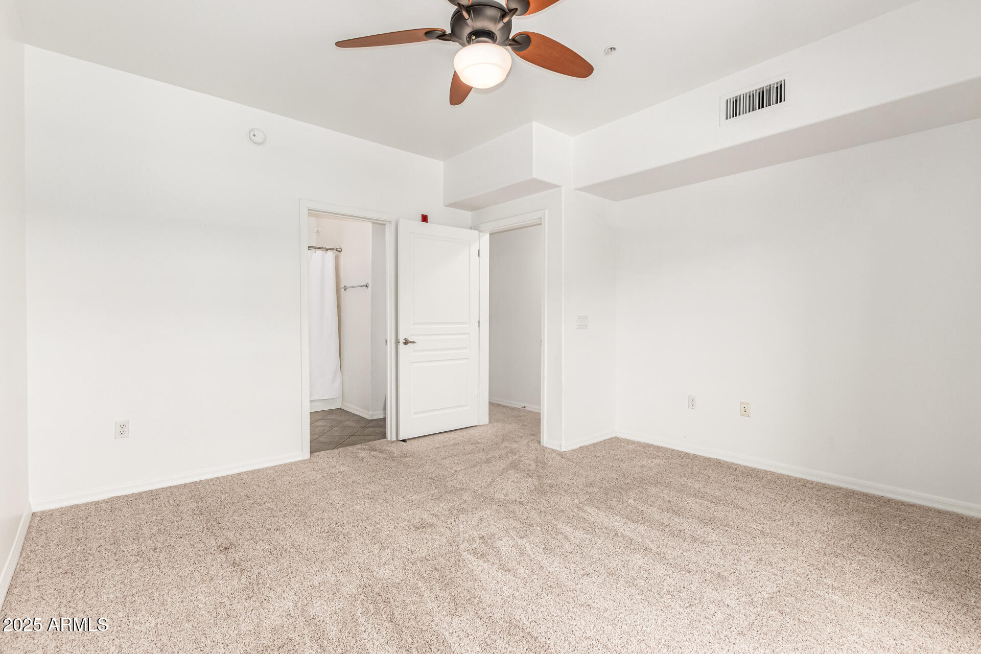 20660 N 40TH Street, 2120, Phoenix Unit: 2120
