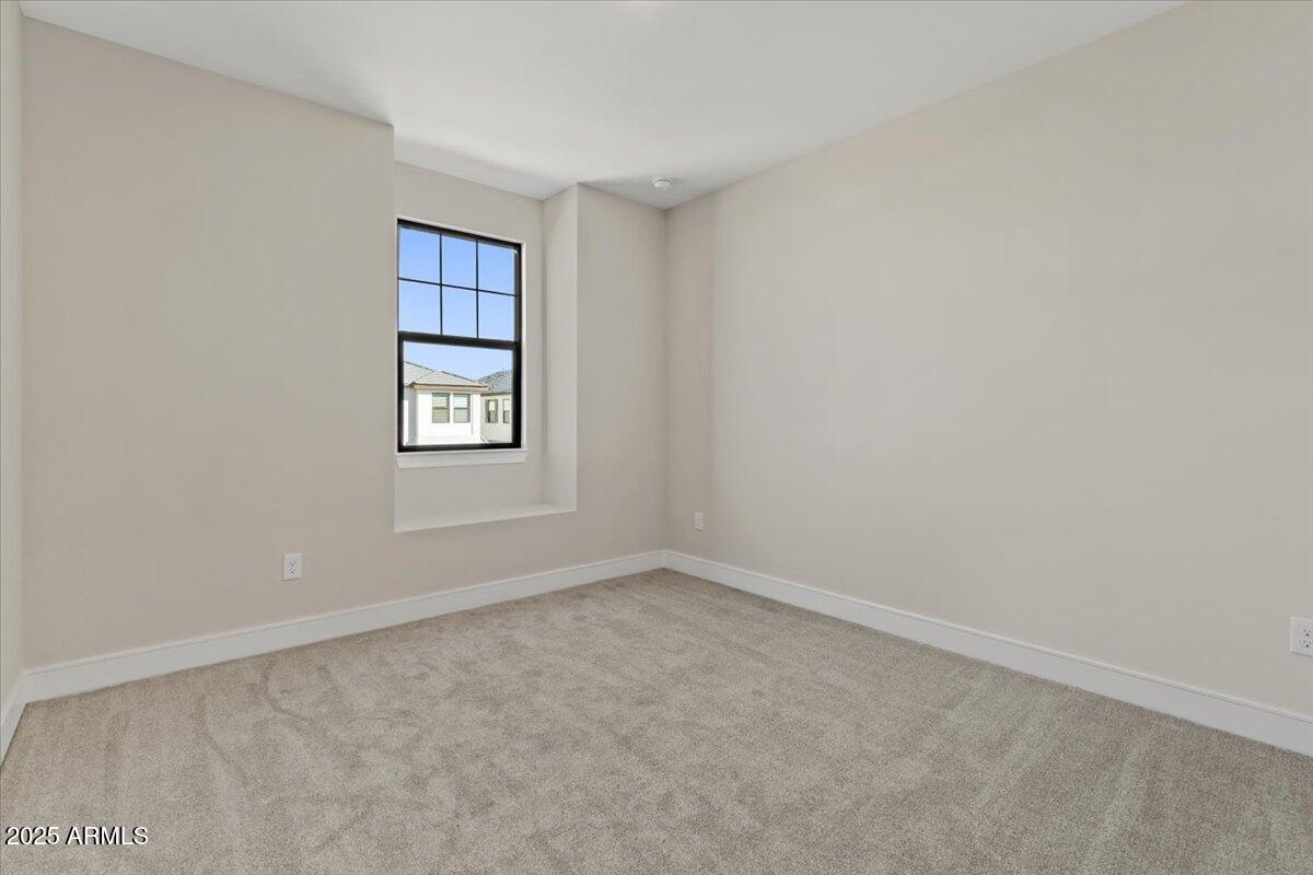 2431 W LOS ARBOLES Place, Chandler