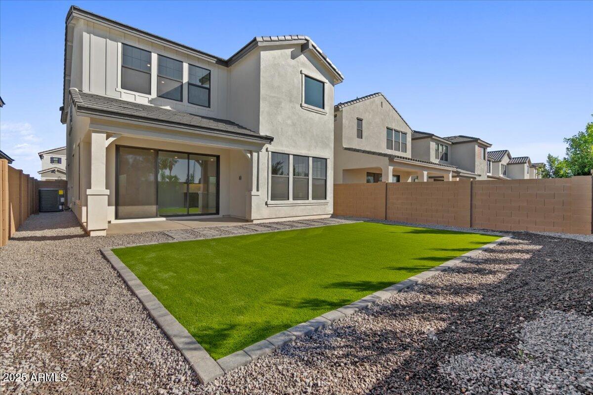 2431 W LOS ARBOLES Place, Chandler