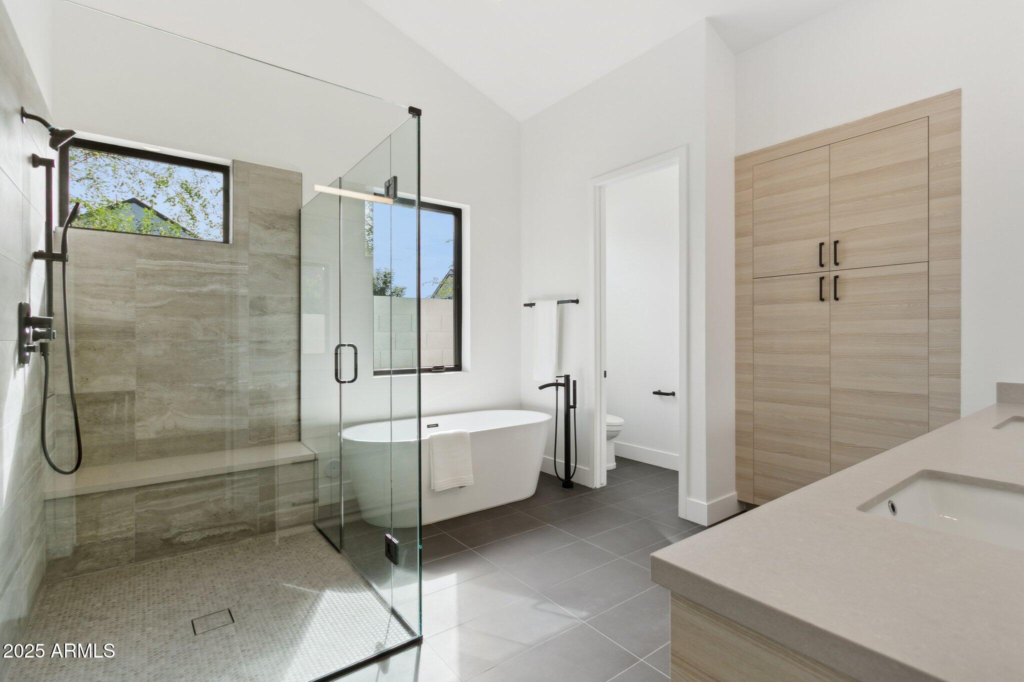 6329 N 10TH Drive, Phoenix