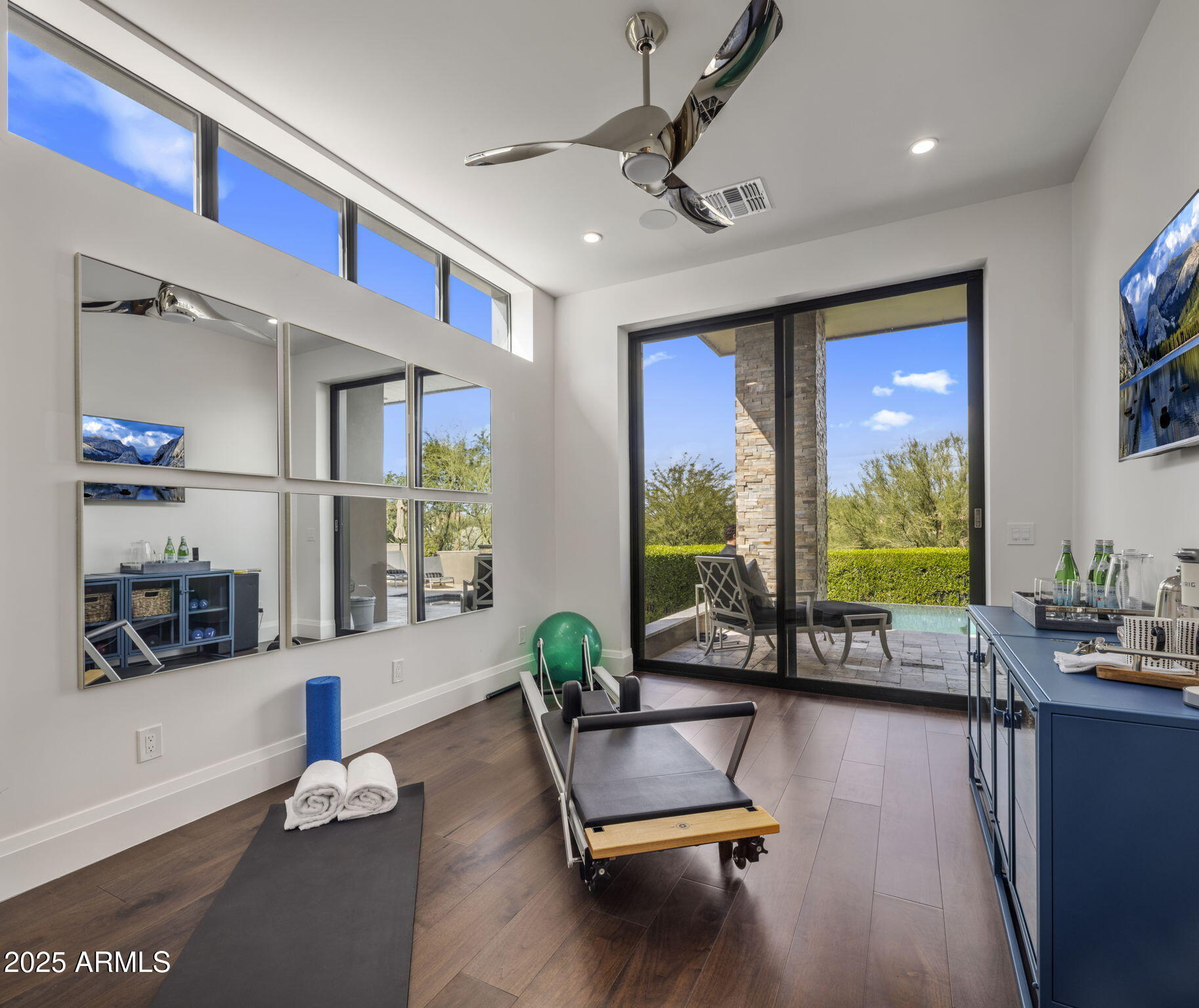 10284 E RUNNING DEER Trail