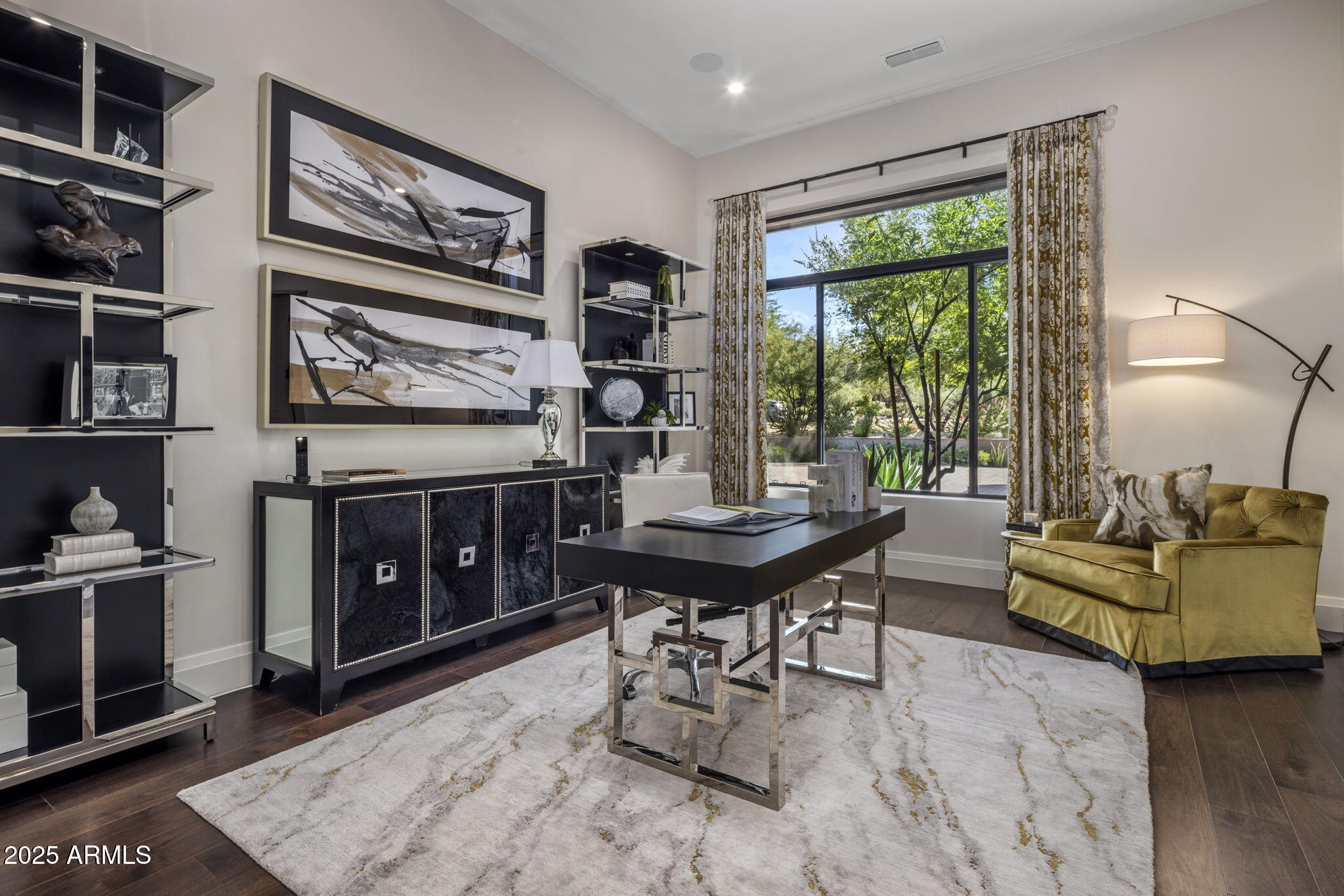 10284 E RUNNING DEER Trail