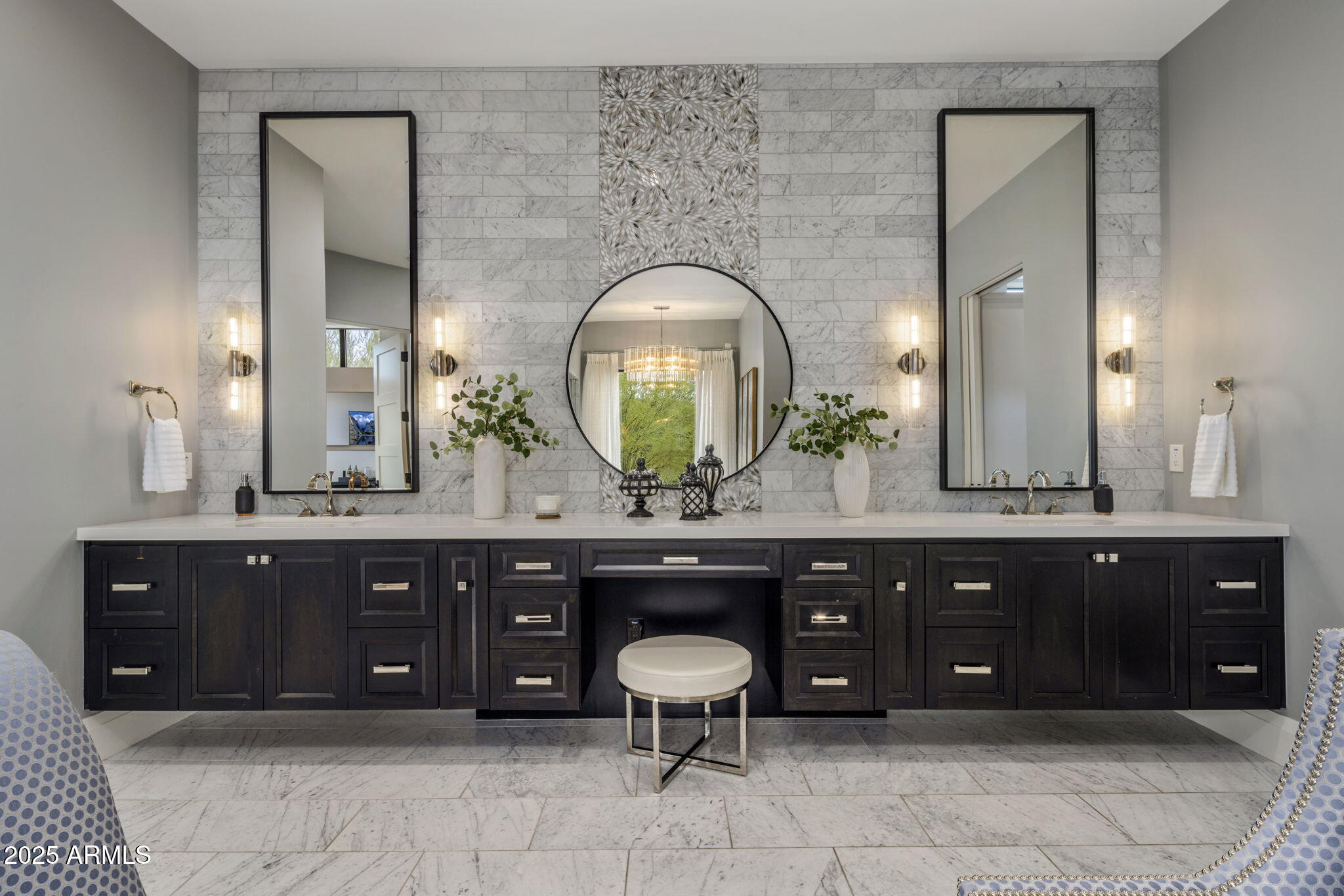 10284 E RUNNING DEER Trail