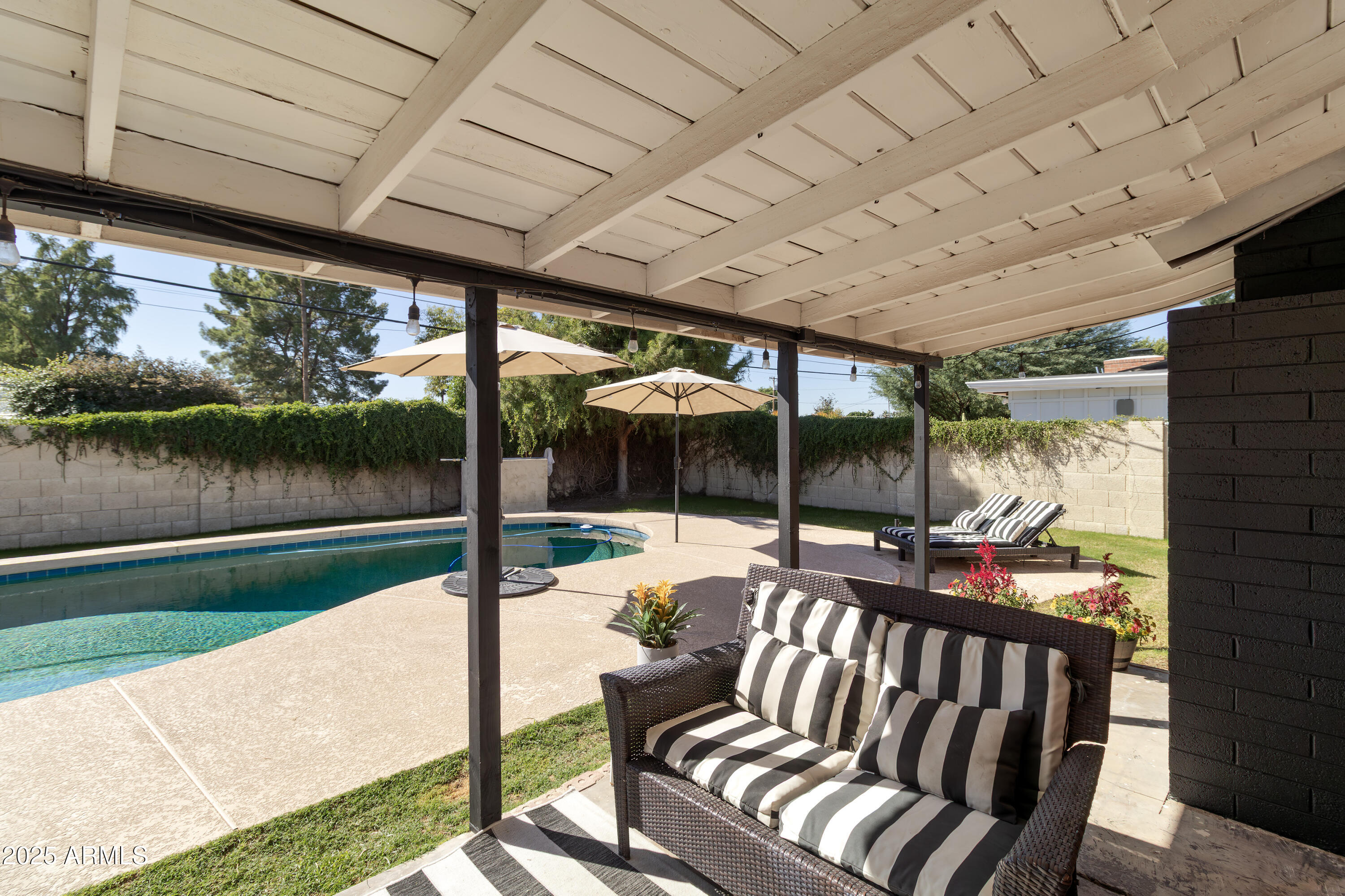 1903 E PALO VERDE Drive, Phoenix