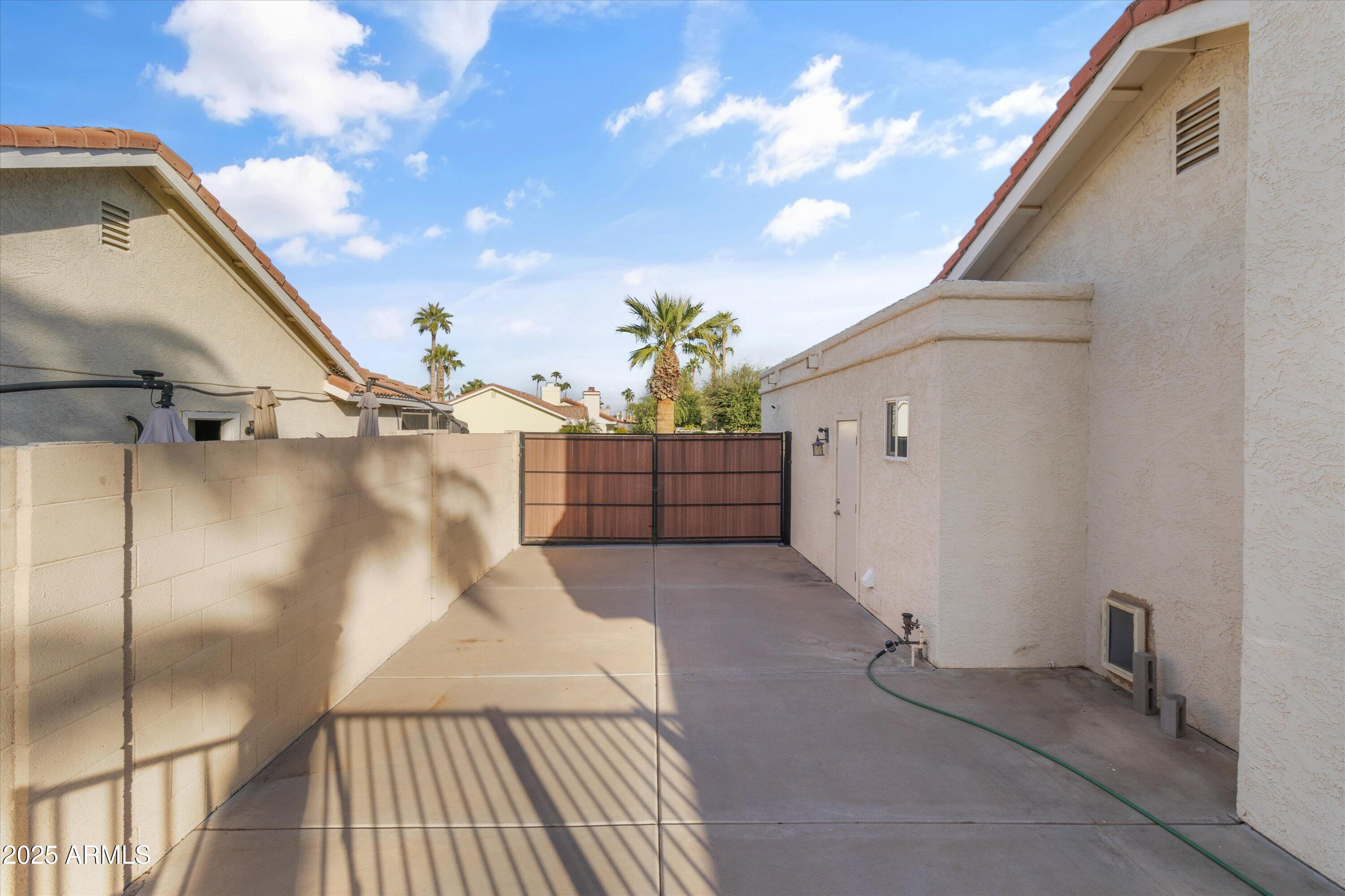 600 S VELERO Street, Chandler