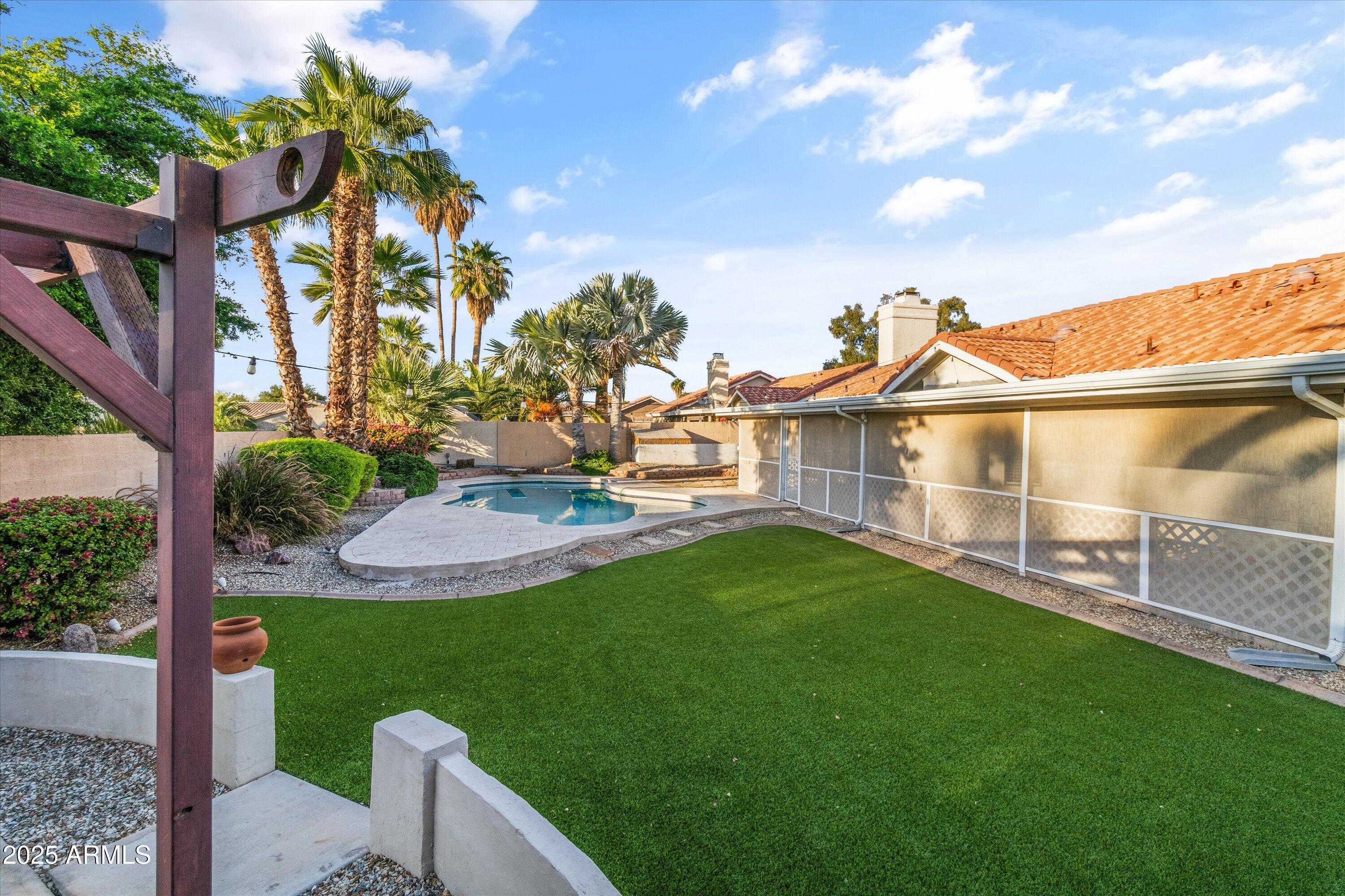 600 S VELERO Street, Chandler