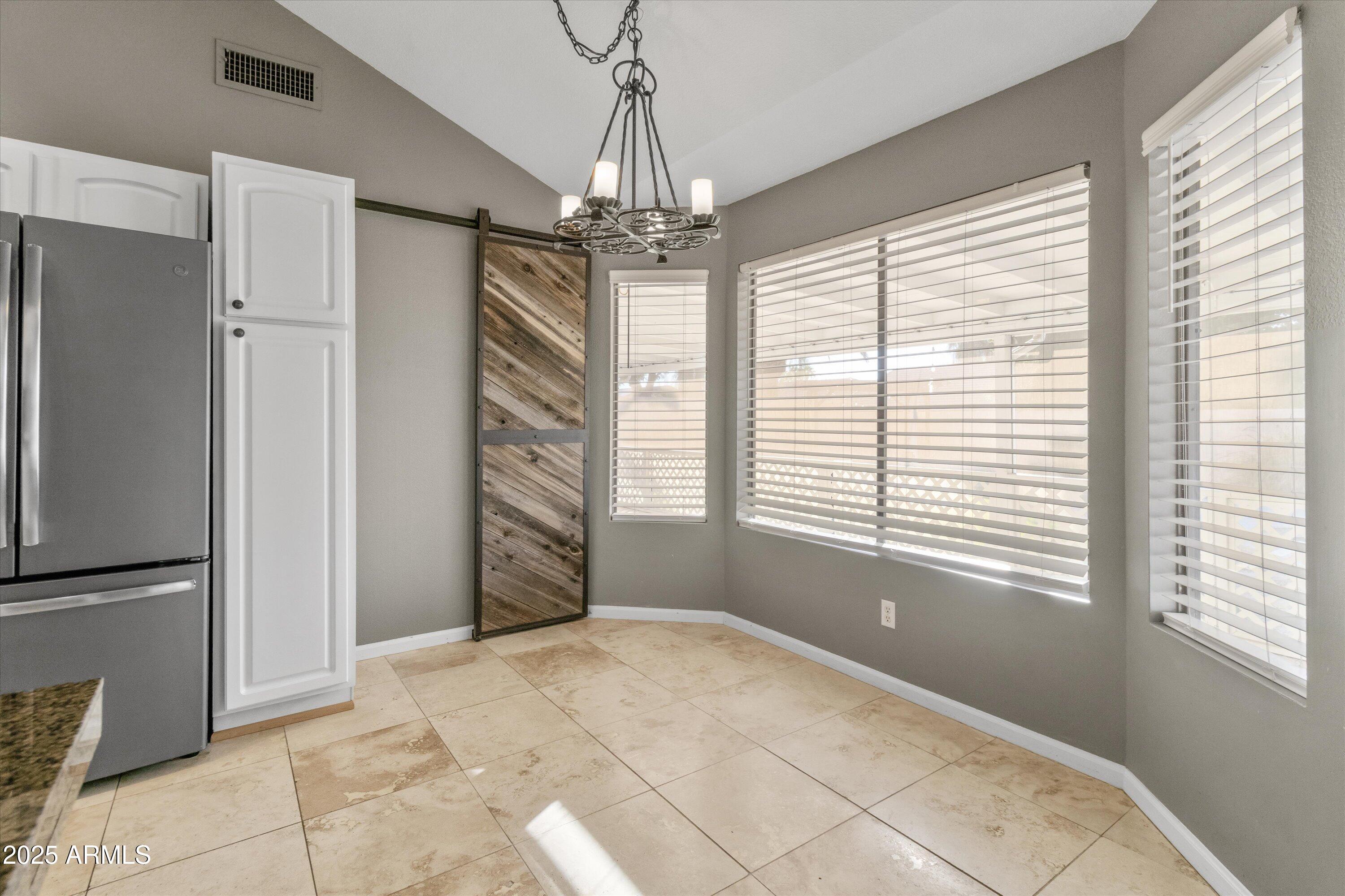 600 S VELERO Street, Chandler