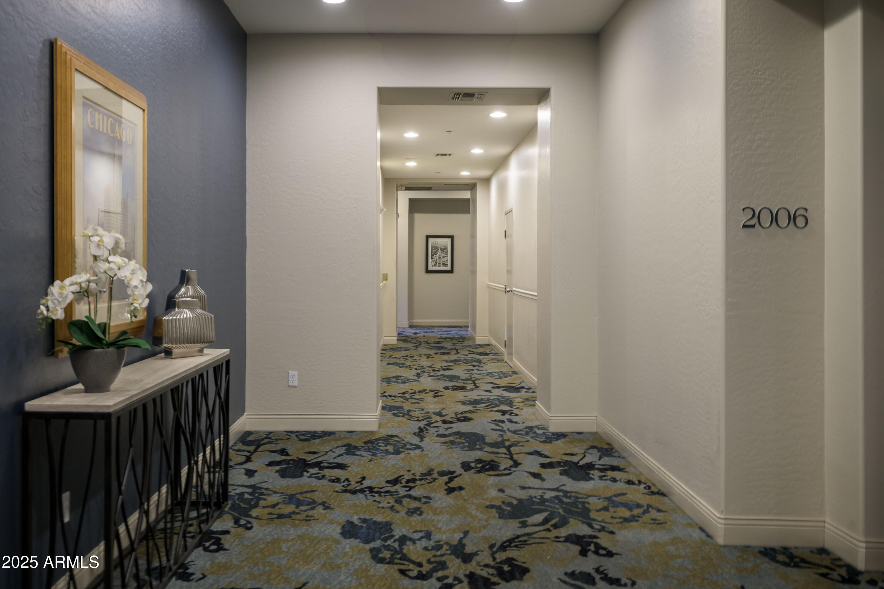 2989 N 44TH Street, 2007, Phoenix Unit: 2007