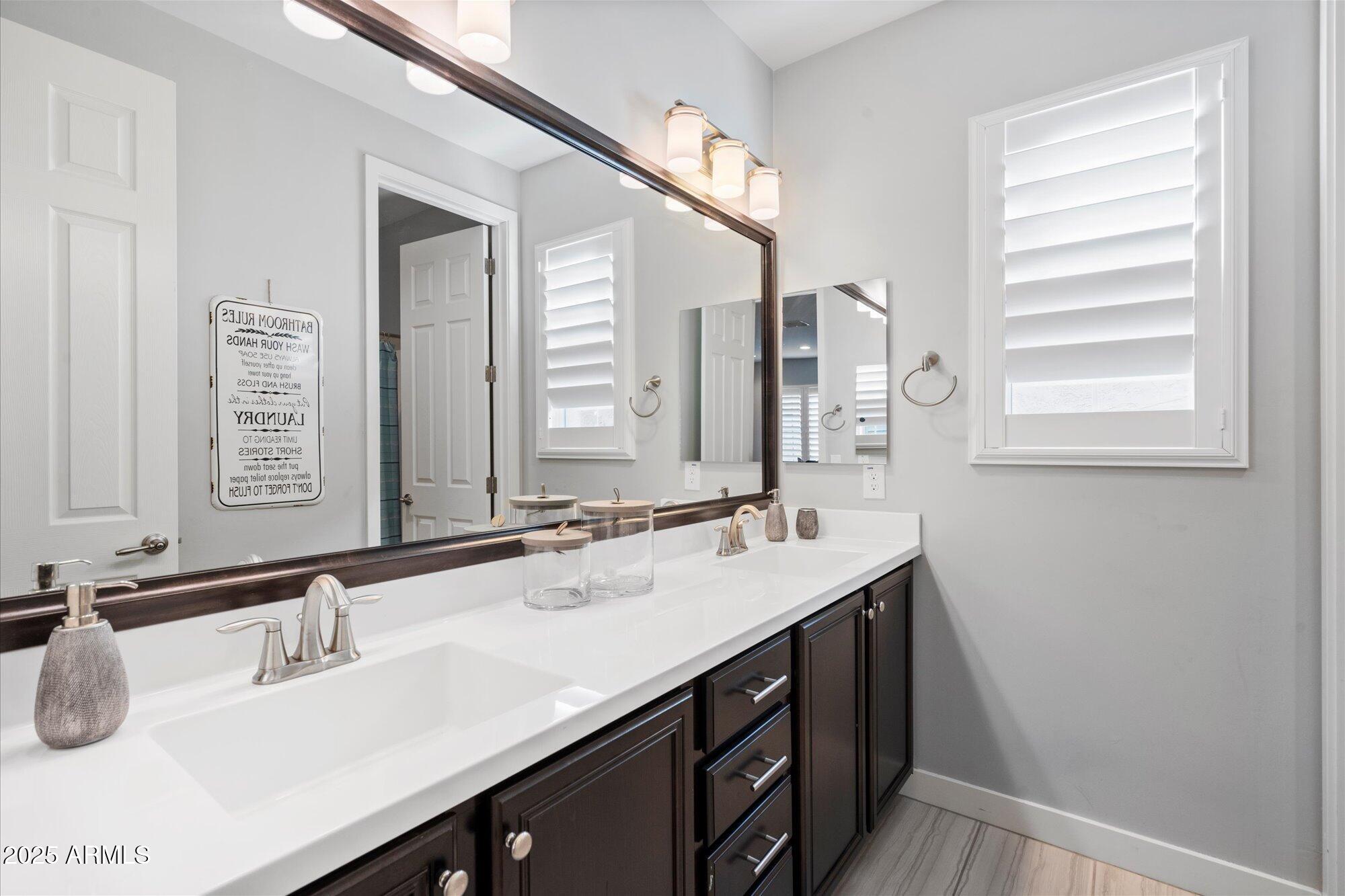 4615 E NAVIGATOR Lane, Phoenix