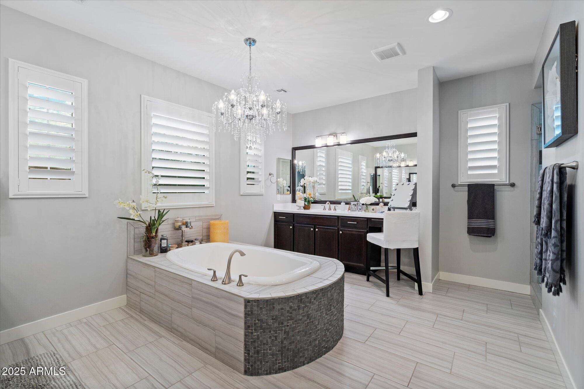 4615 E NAVIGATOR Lane, Phoenix