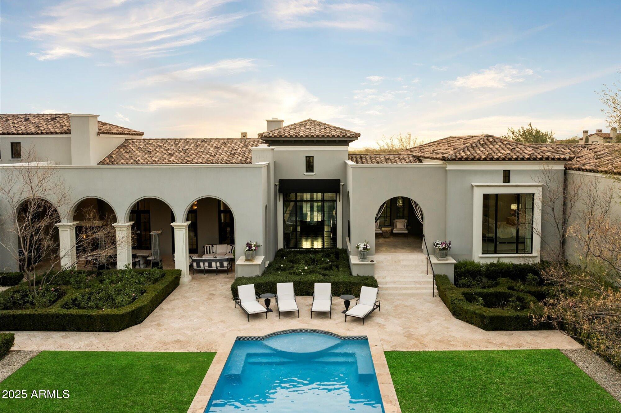 10244 E HUALAPAI Drive