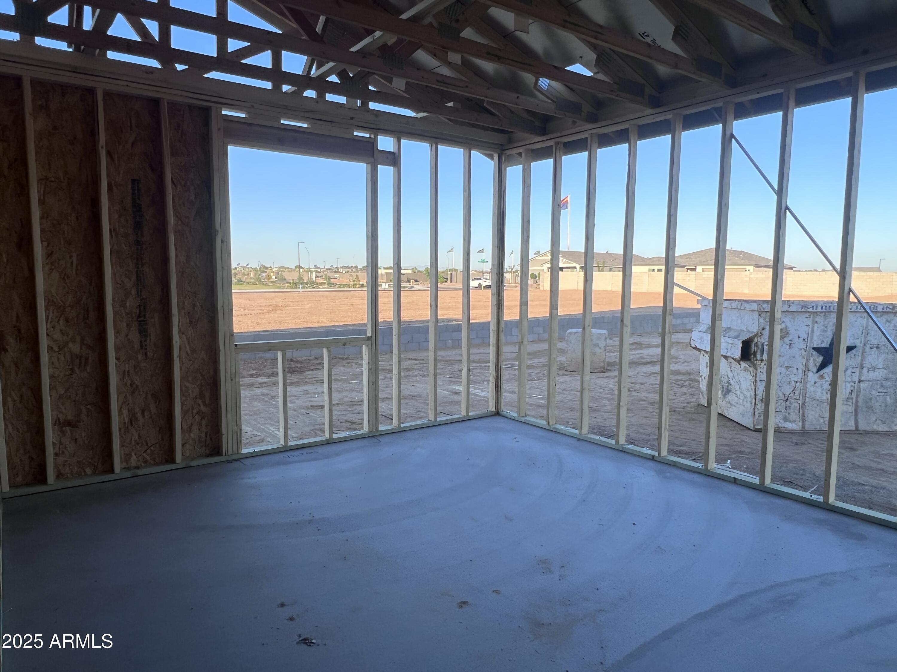 15716 W CAMDEN Avenue, Waddell