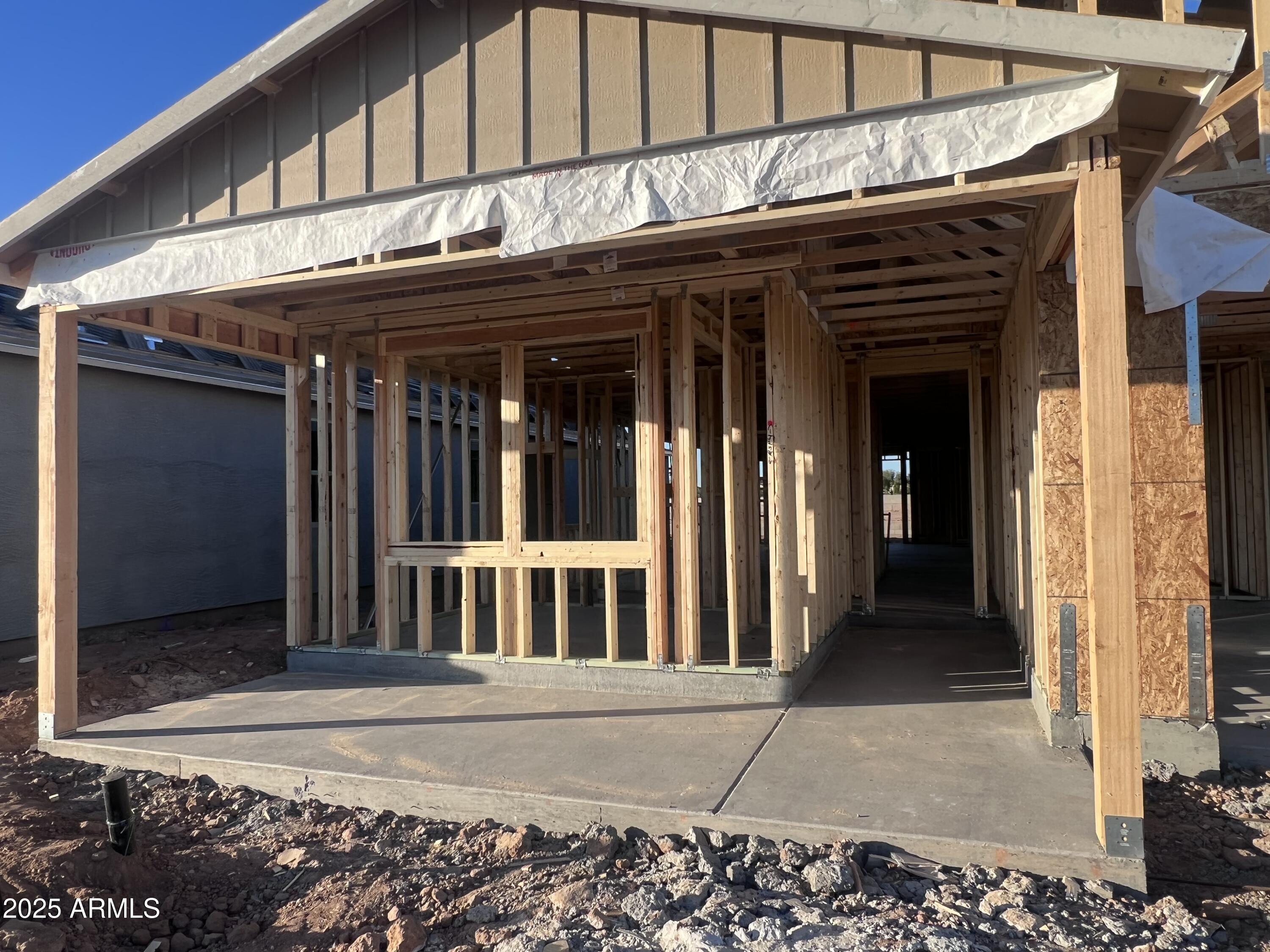 15716 W CAMDEN Avenue, Waddell