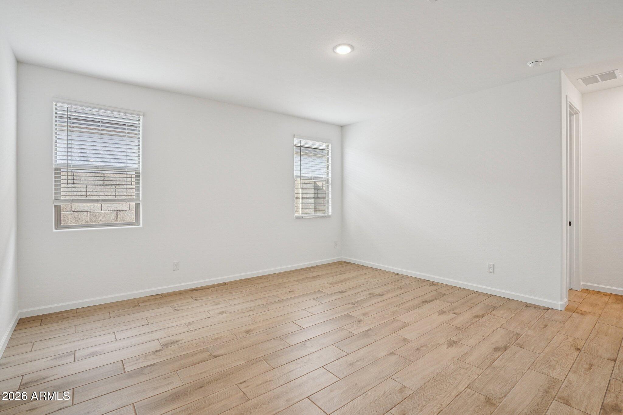 15720 W CAMDEN Avenue, Waddell