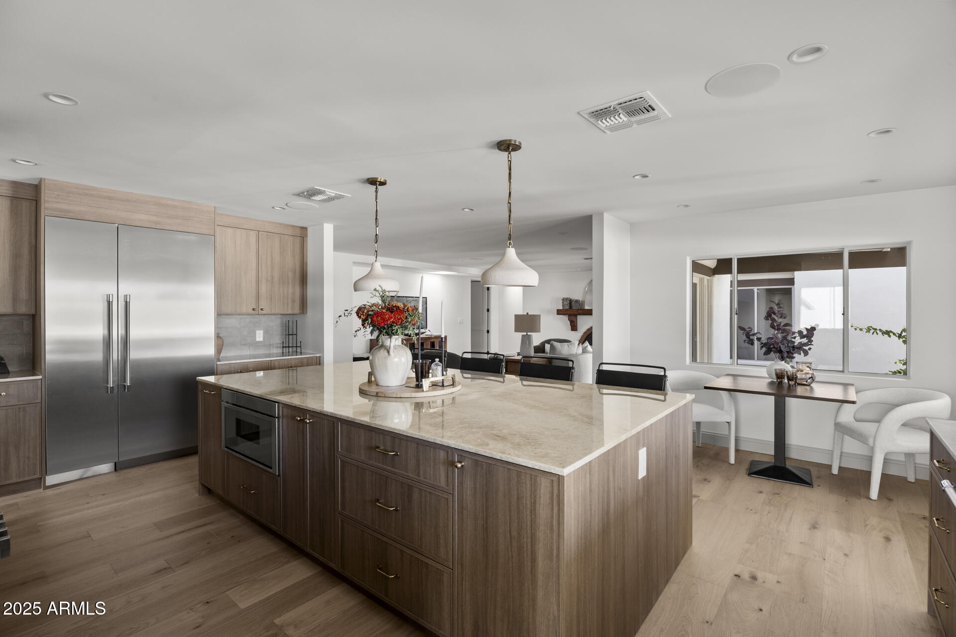 4646 E SHADOW ROCK Road