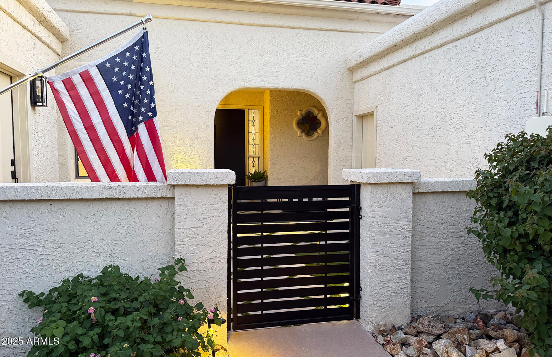 3800 E LINCOLN Drive, 23