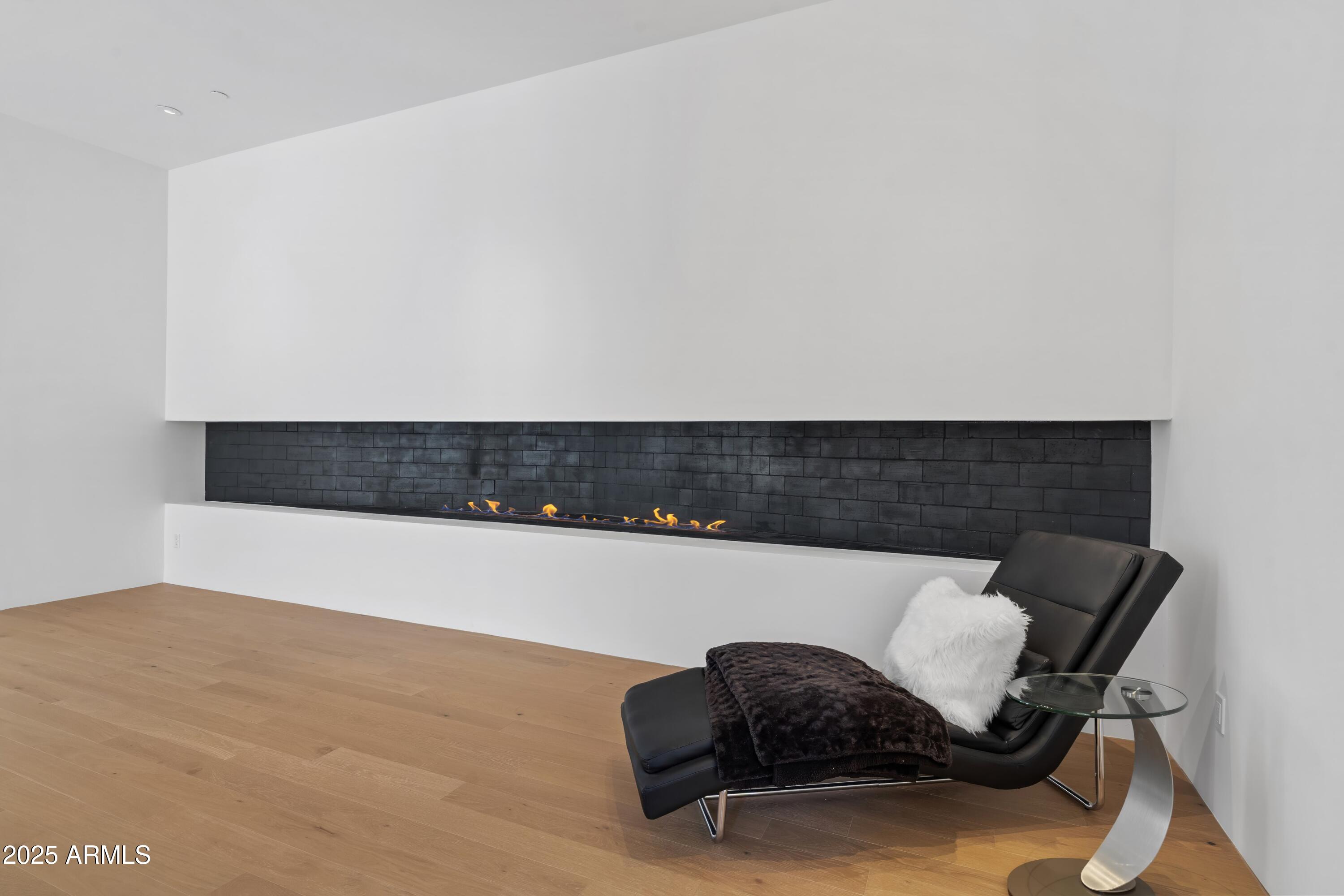 9191 E HAPPY HOLLOW Drive