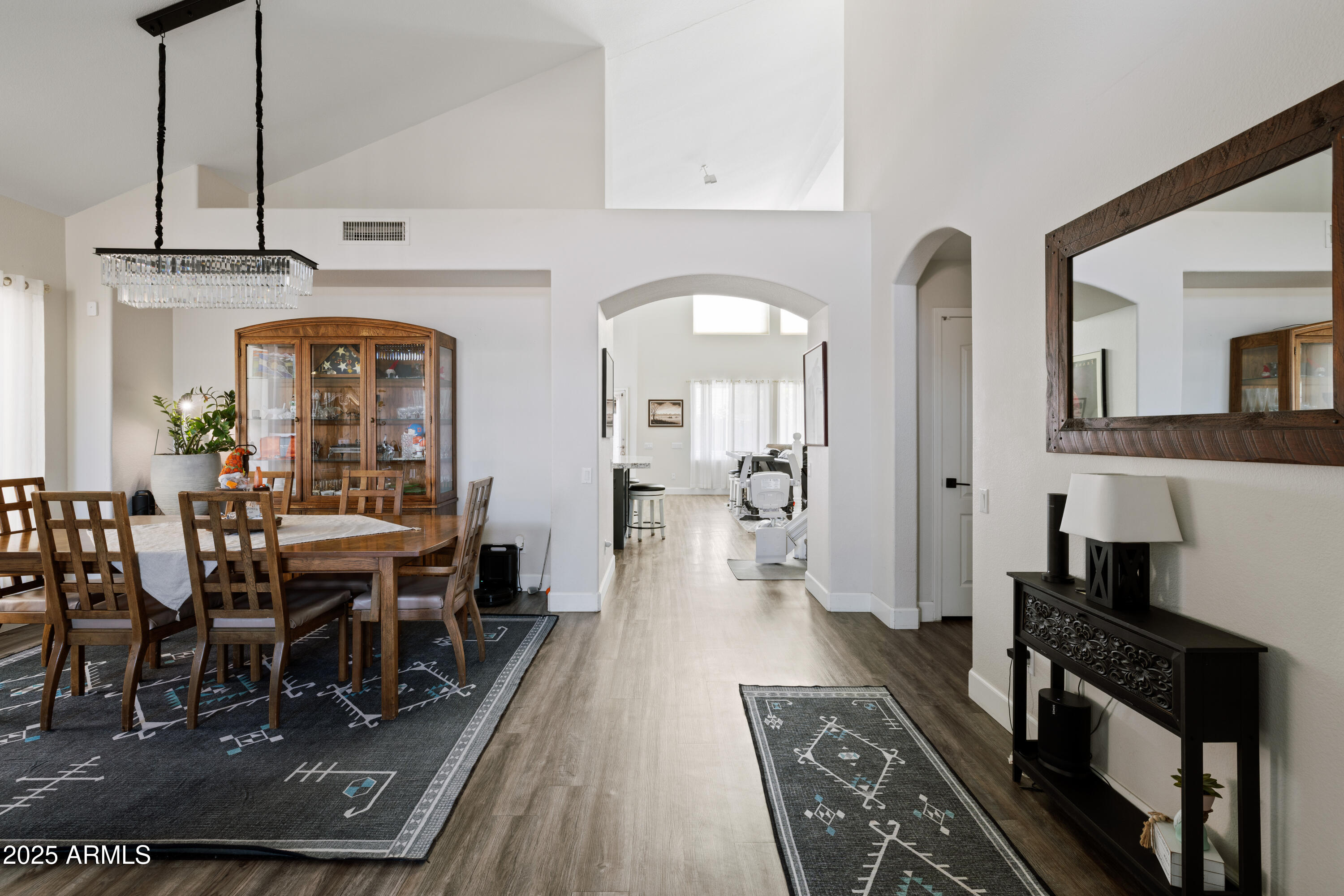 3951 E Cullumber Street