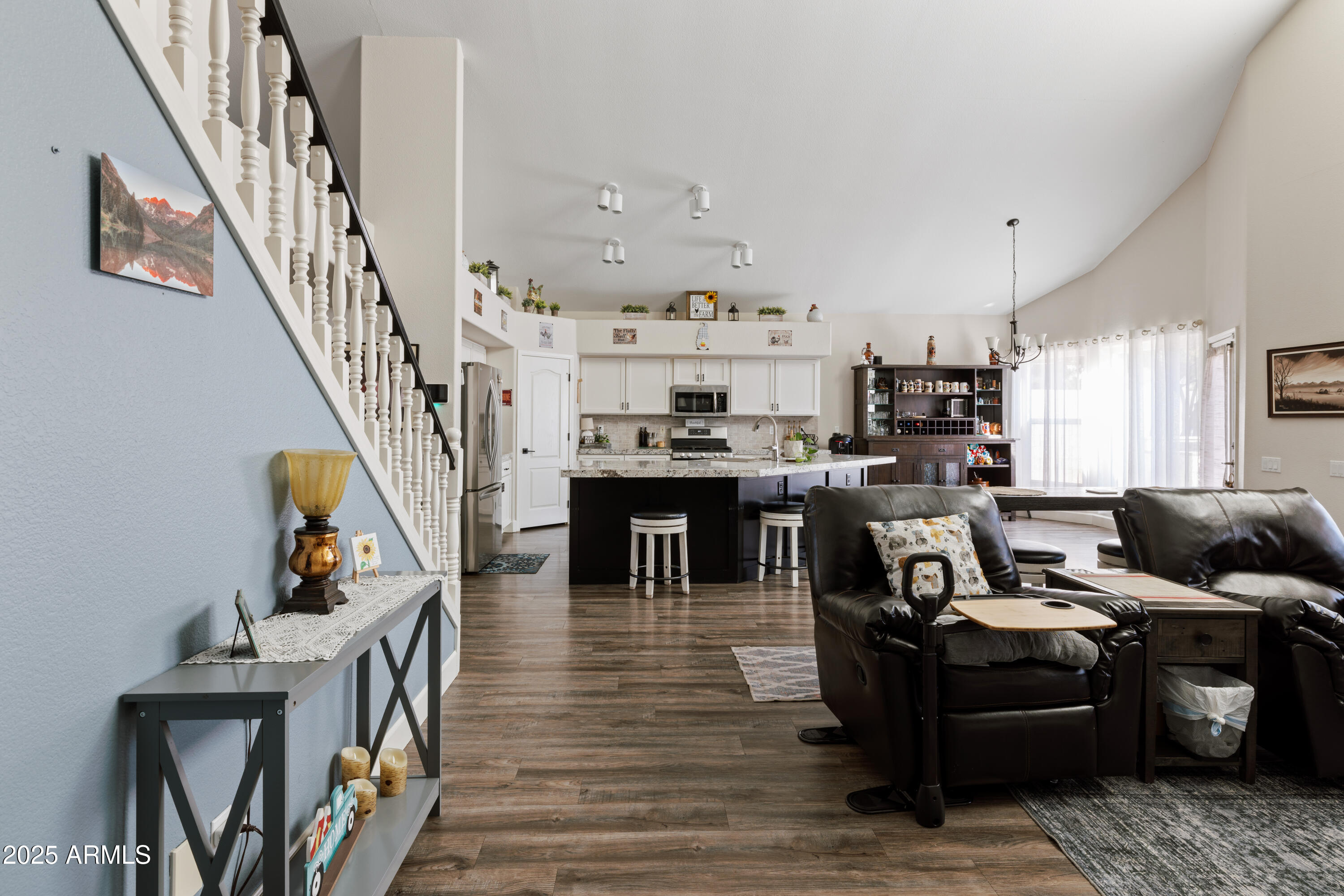 3951 E Cullumber Street