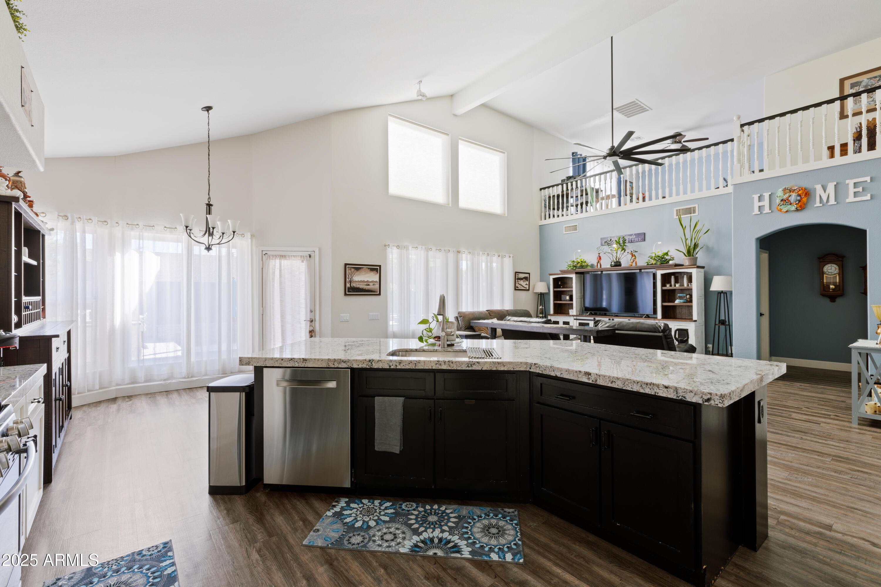 3951 E Cullumber Street