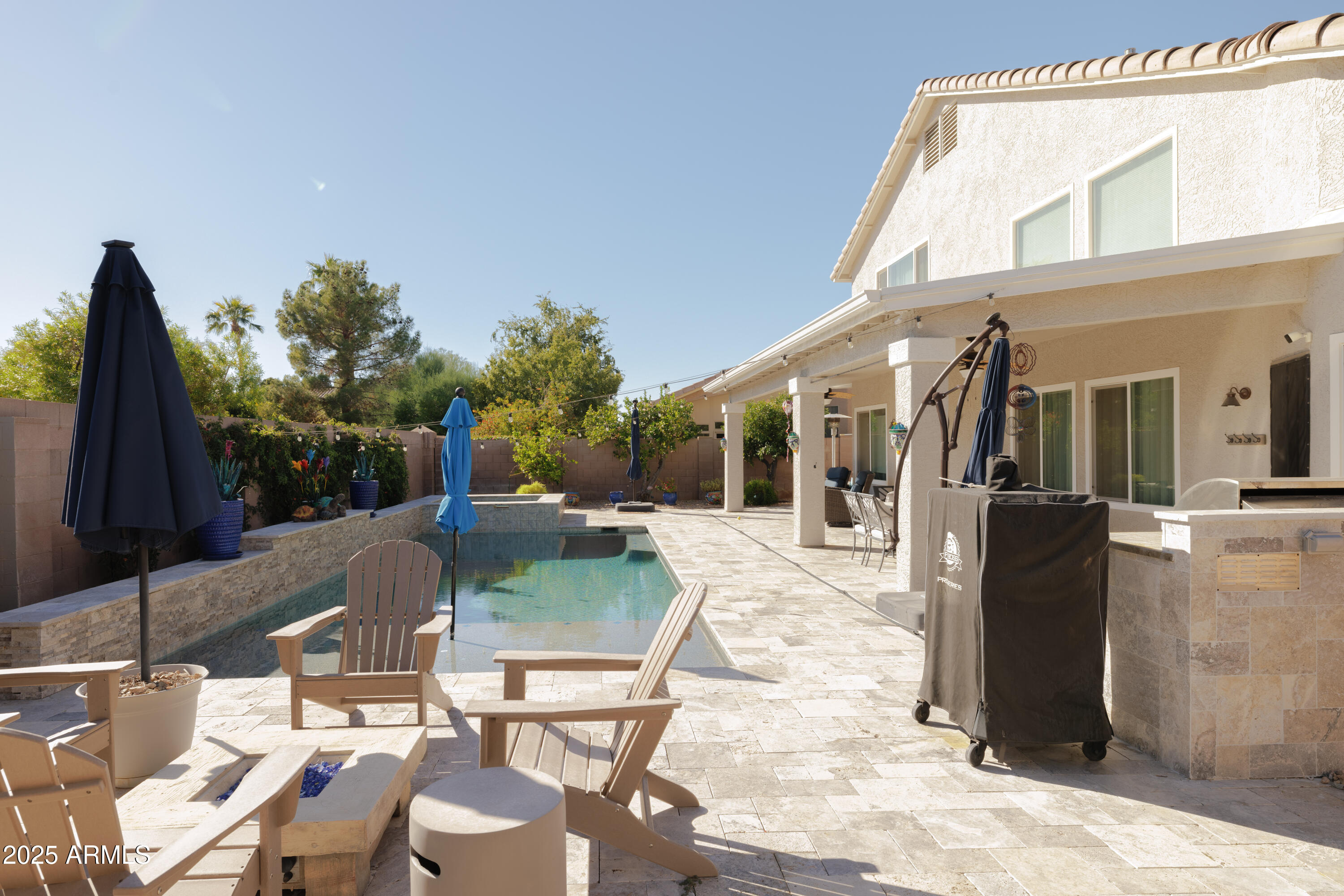 3951 E Cullumber Street