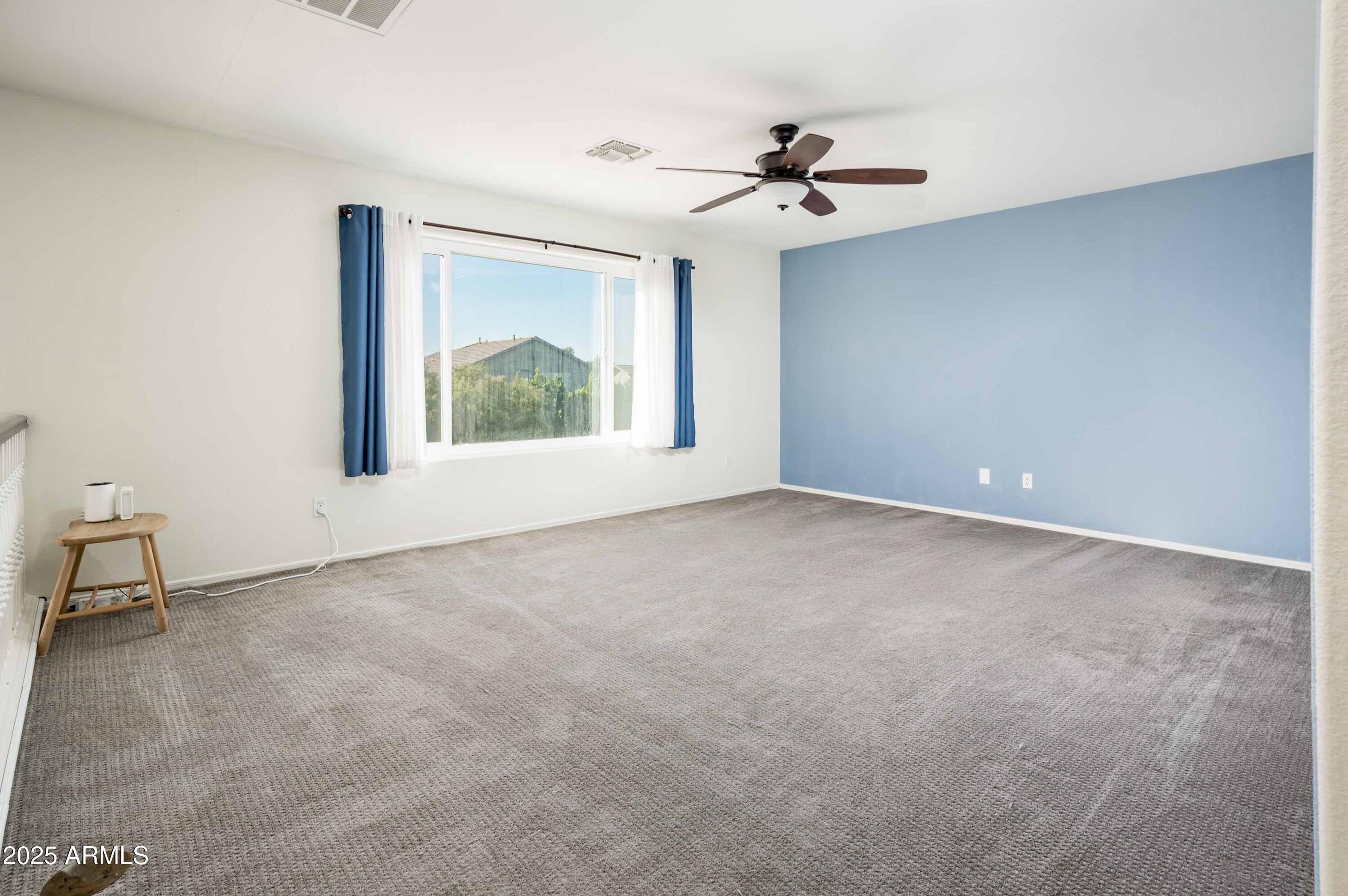 3951 E Cullumber Street