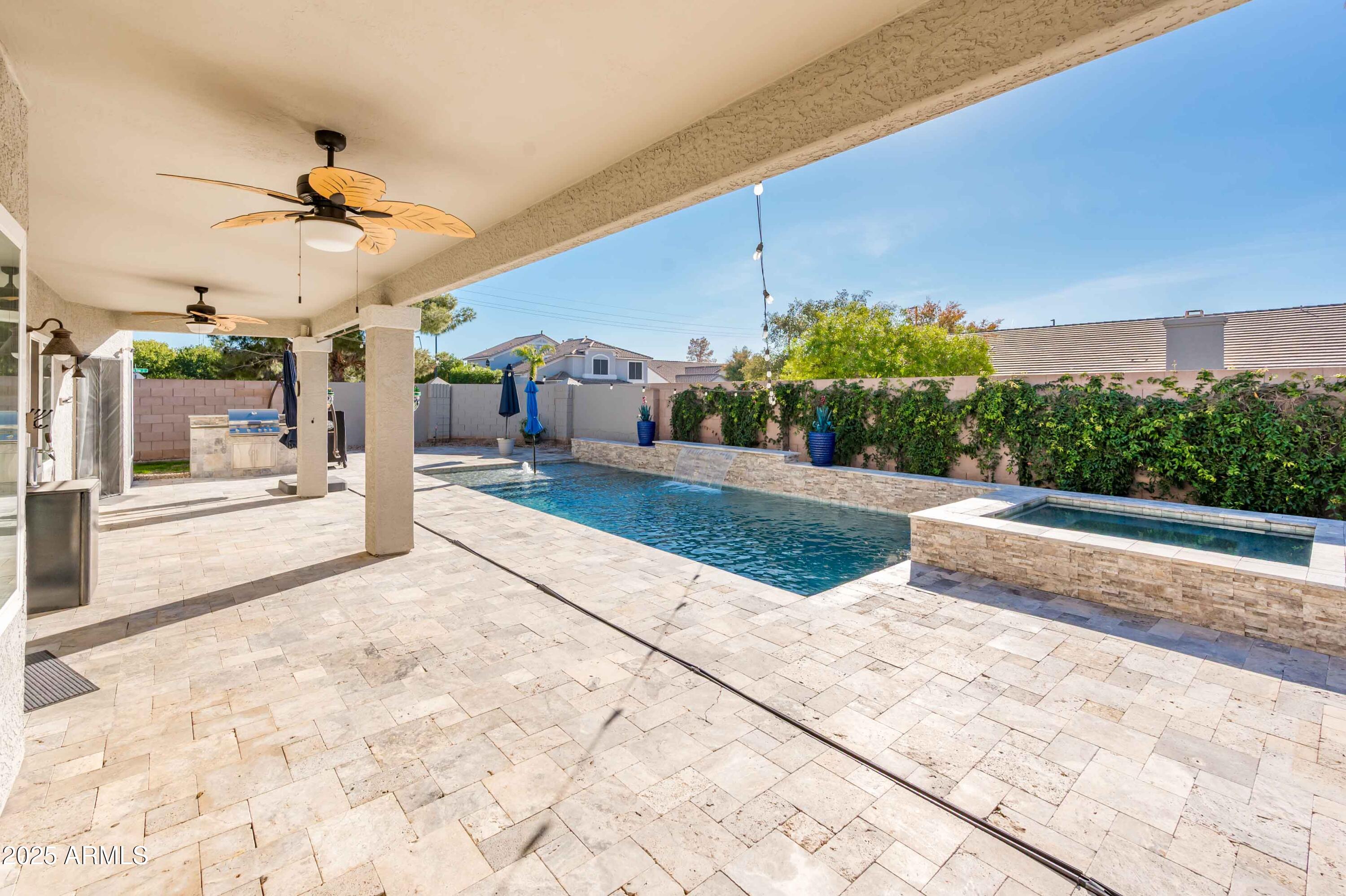 3951 E Cullumber Street