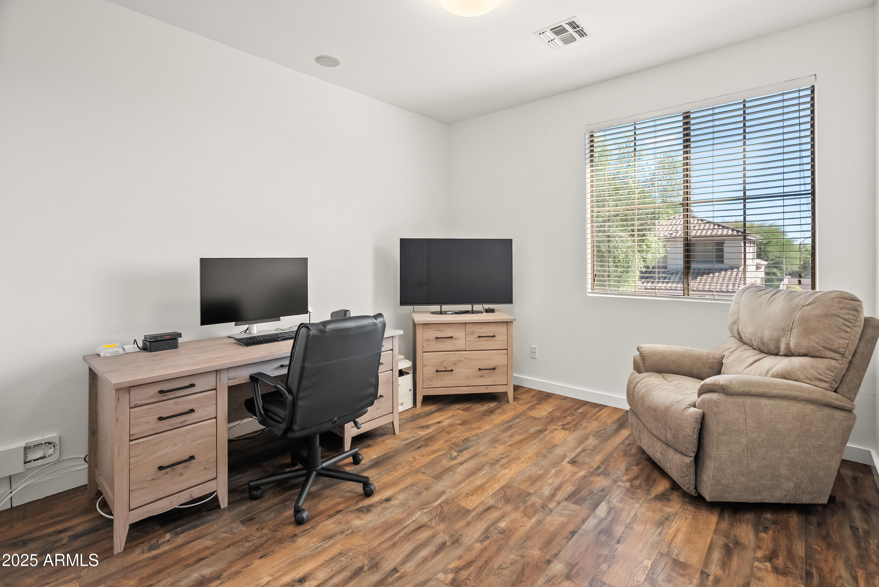 7804 E TAILSPIN Lane