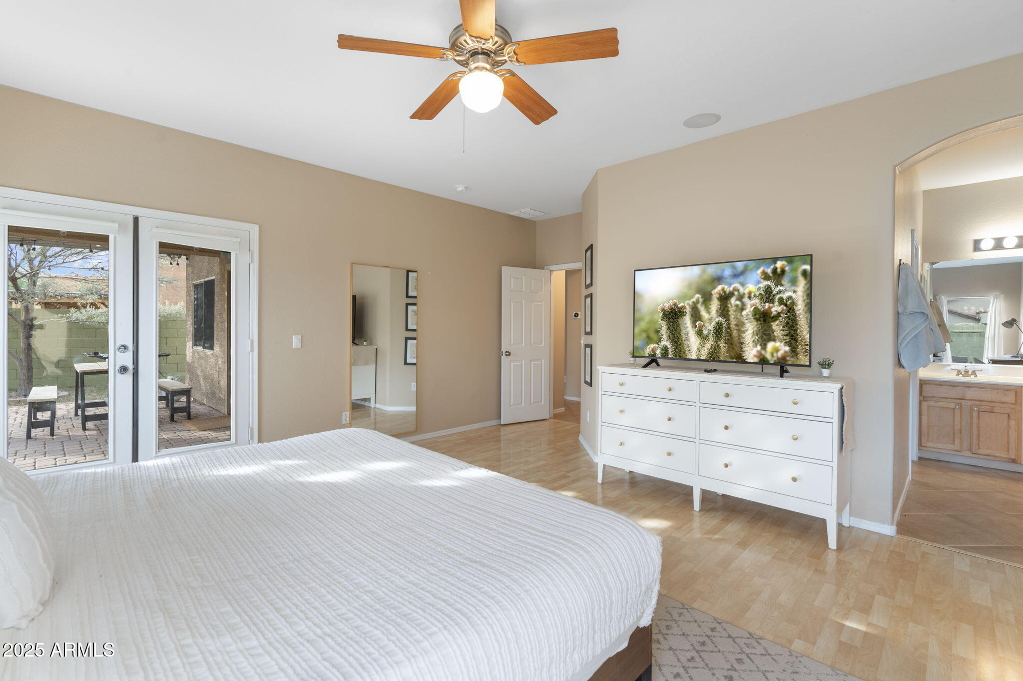 17471 W DESERT SAGE Drive