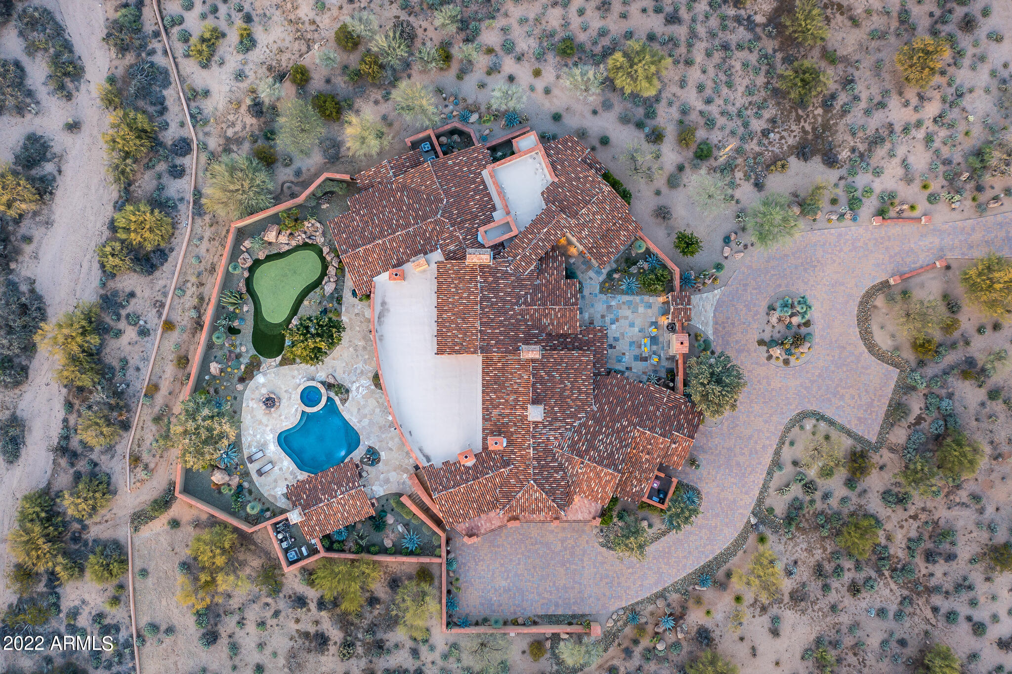8430 E WHISPER ROCK Trail