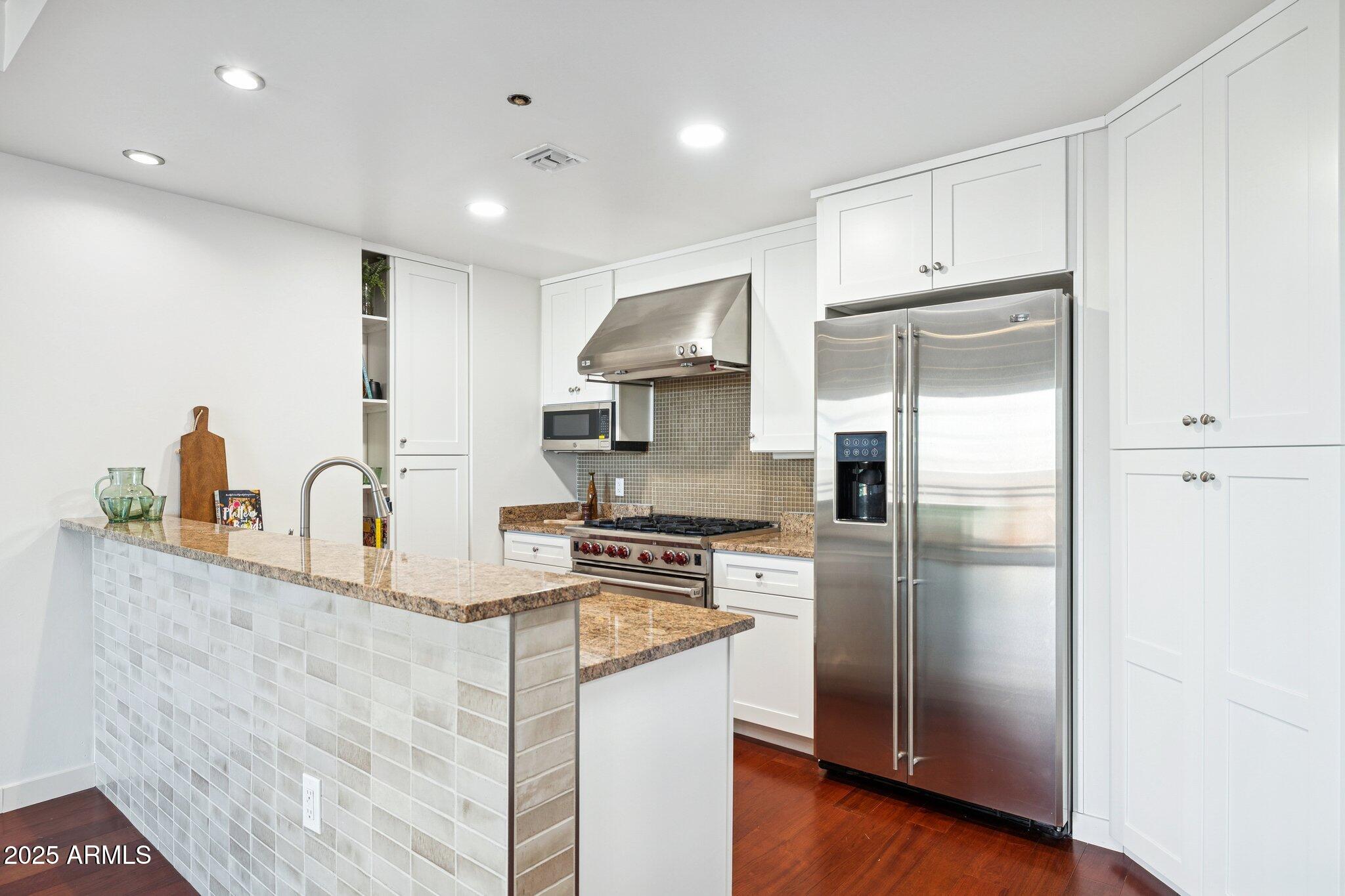 6803 E MAIN Street, 4413