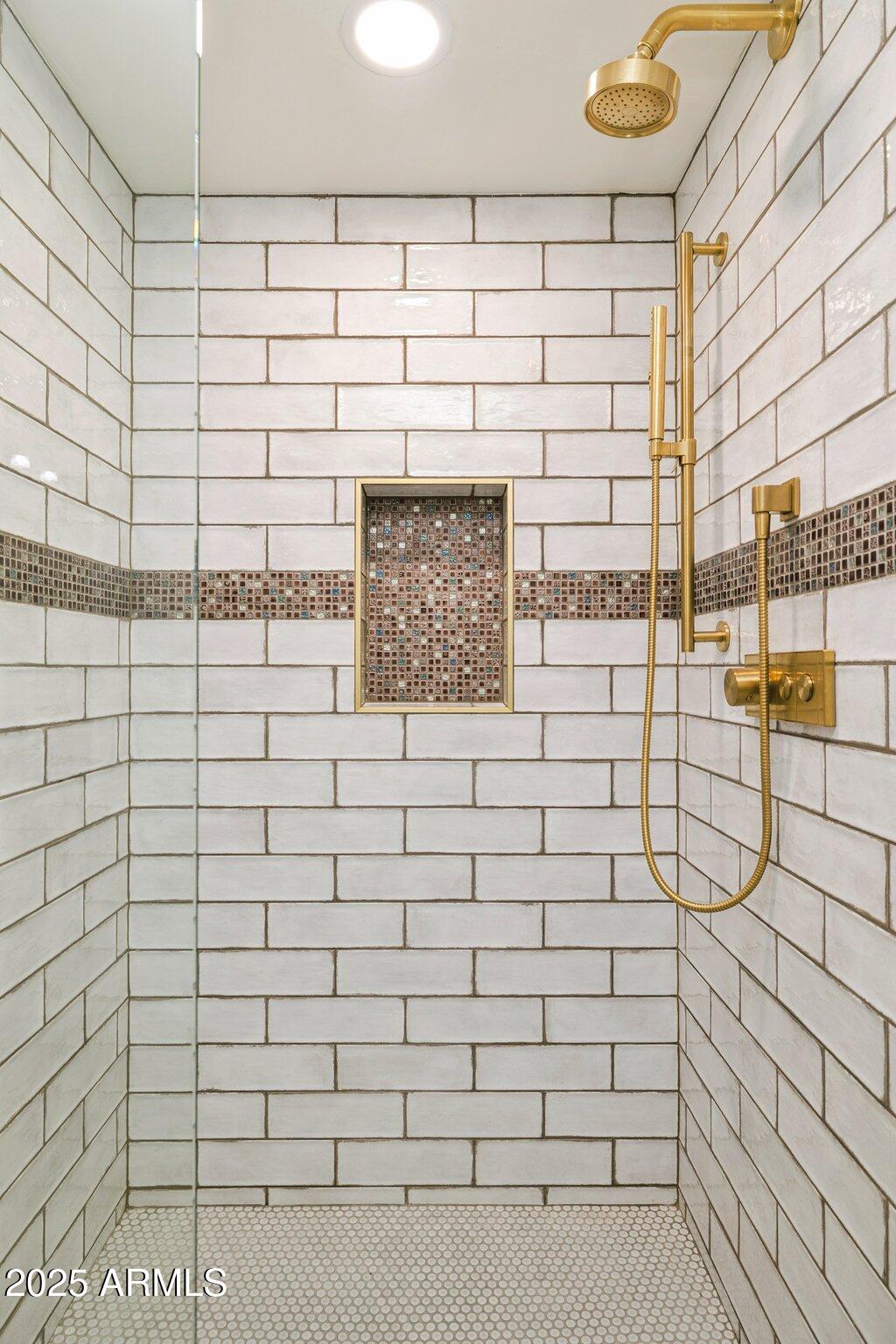 6803 E MAIN Street, 4413