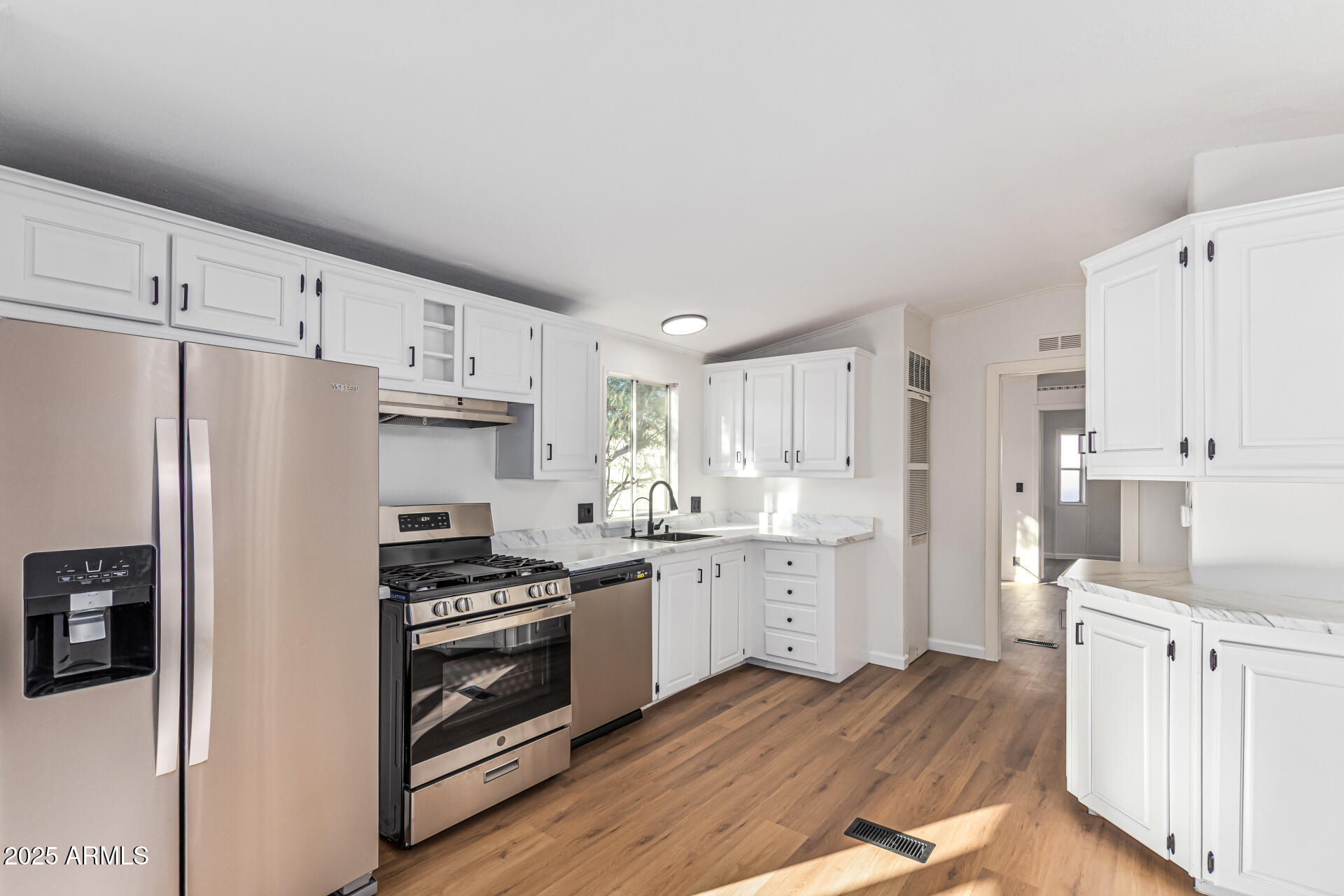 11275 N 99TH Avenue, 10