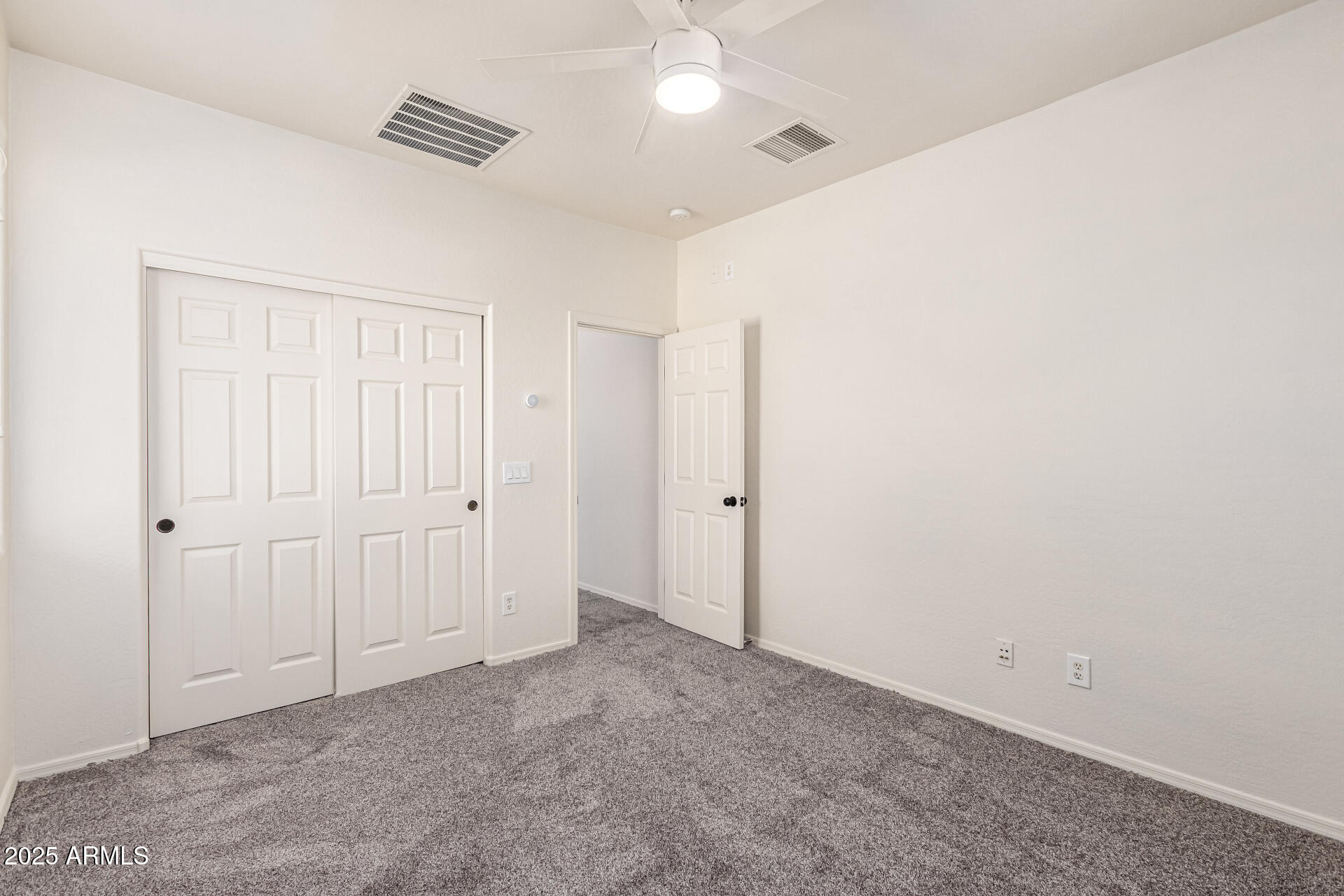 4258 E LEXINGTON Avenue