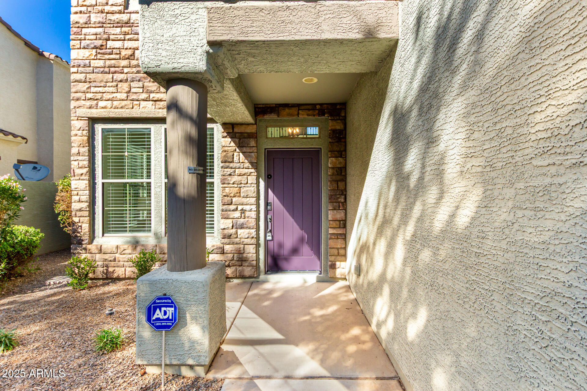 4258 E LEXINGTON Avenue