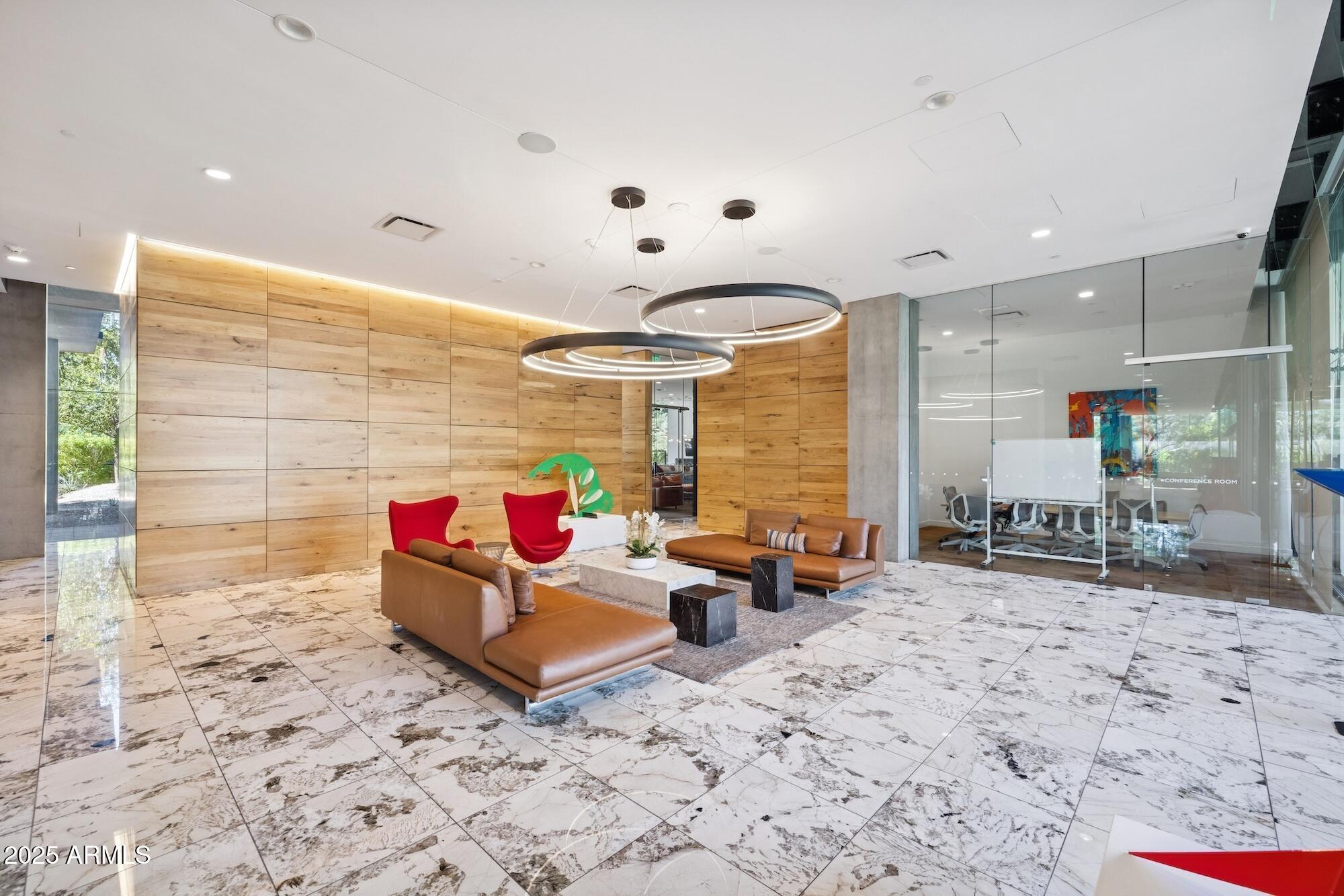 7180 E KIERLAND Boulevard, 218