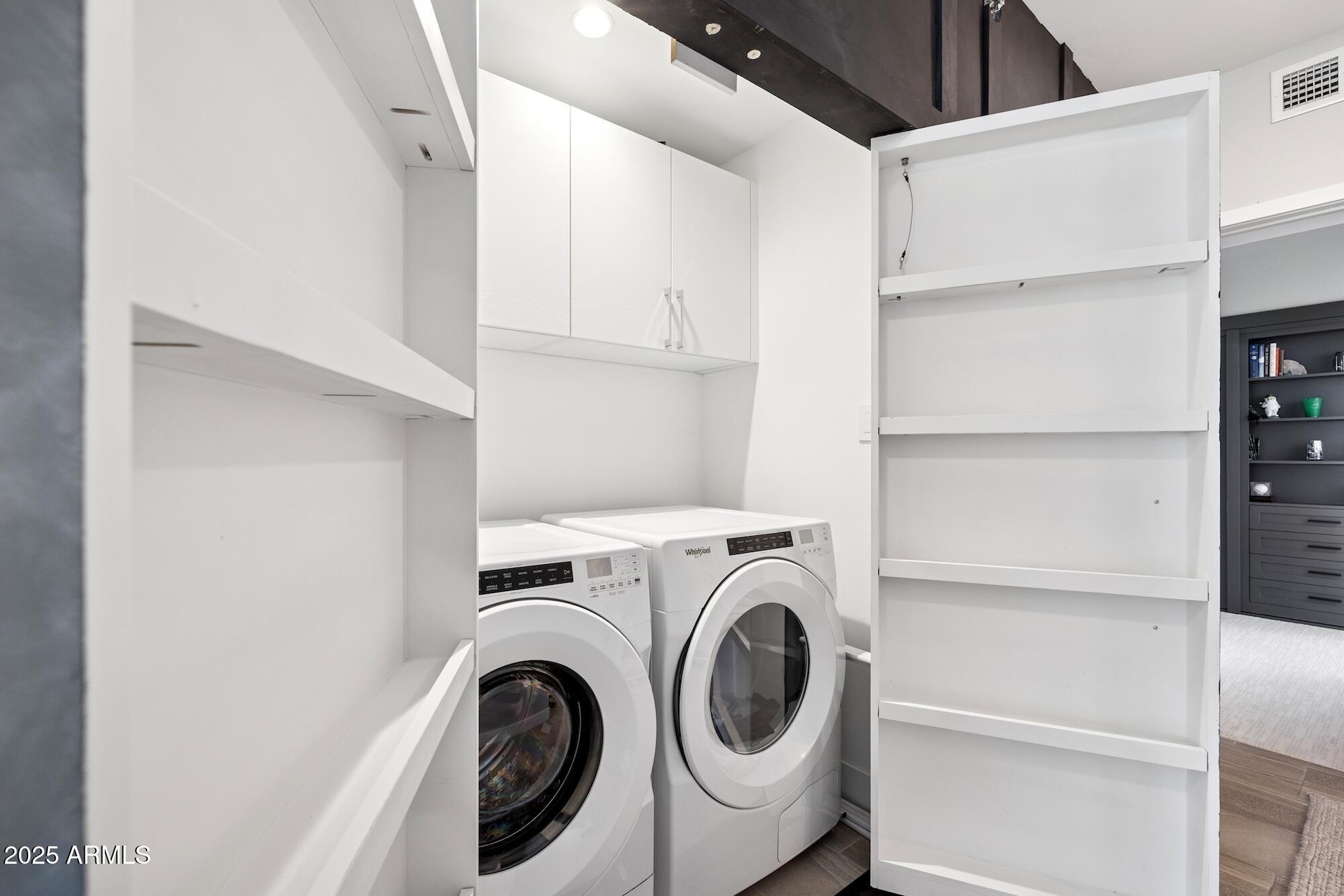 7180 E KIERLAND Boulevard, 218