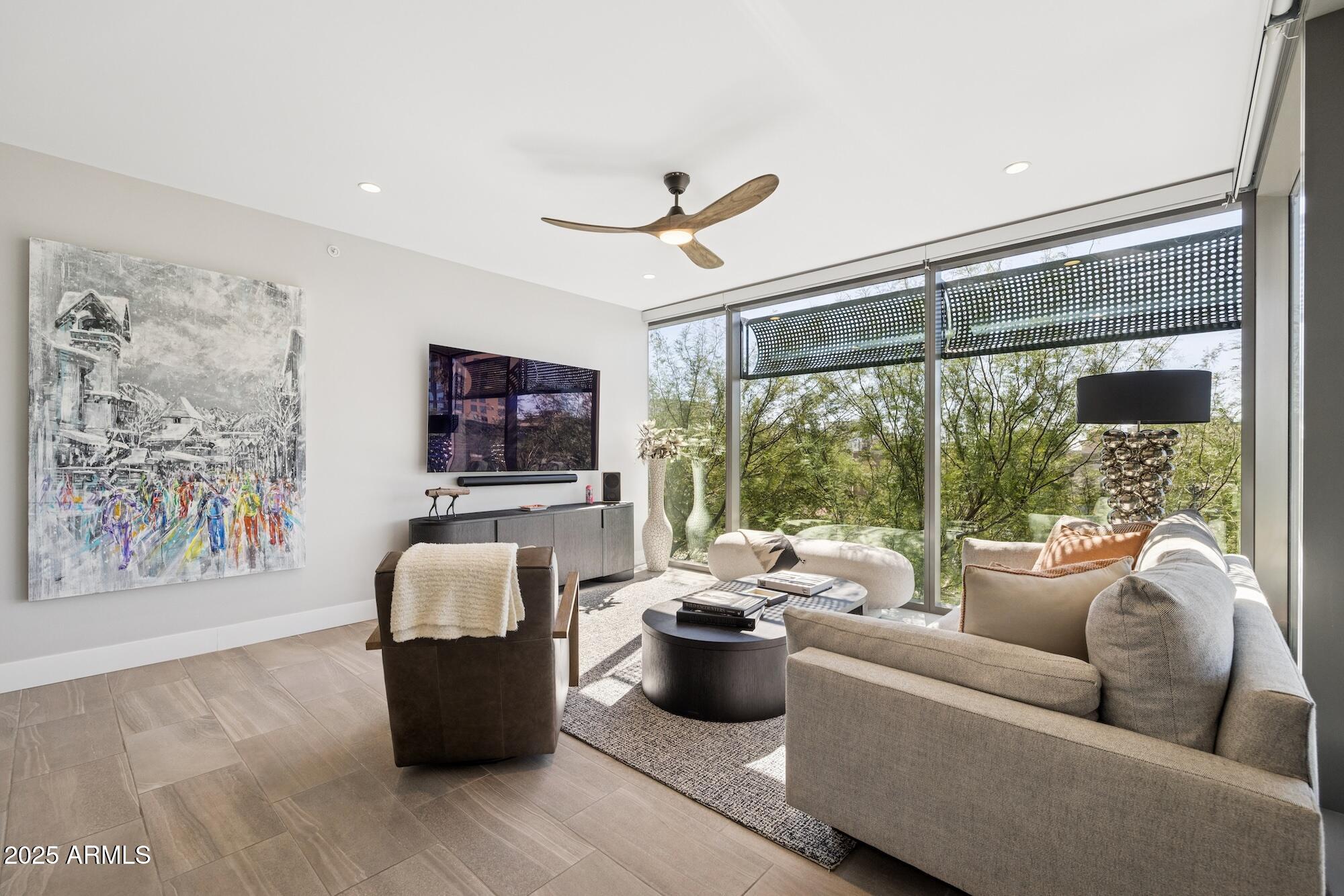 7180 E KIERLAND Boulevard, 218