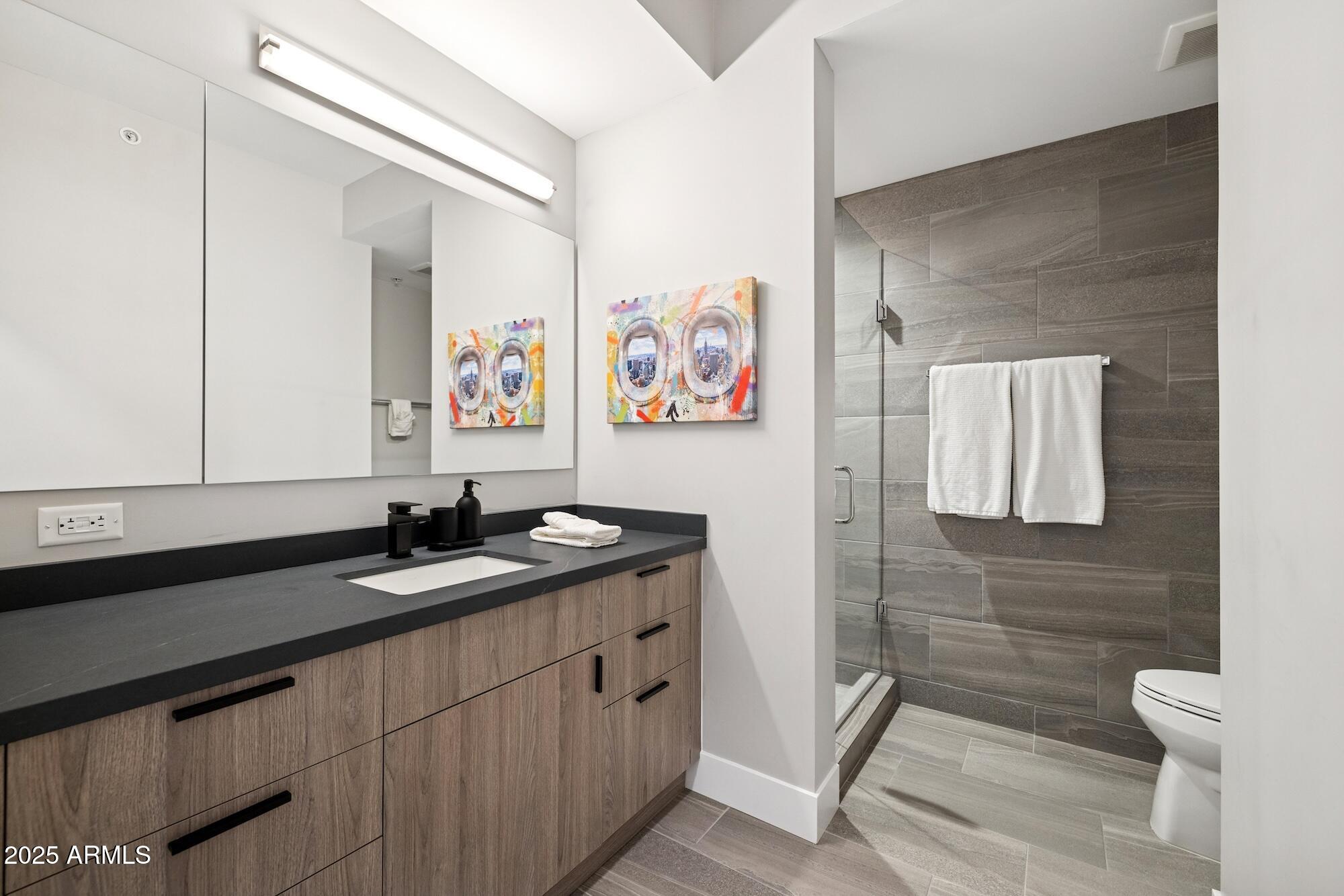 7180 E KIERLAND Boulevard, 218