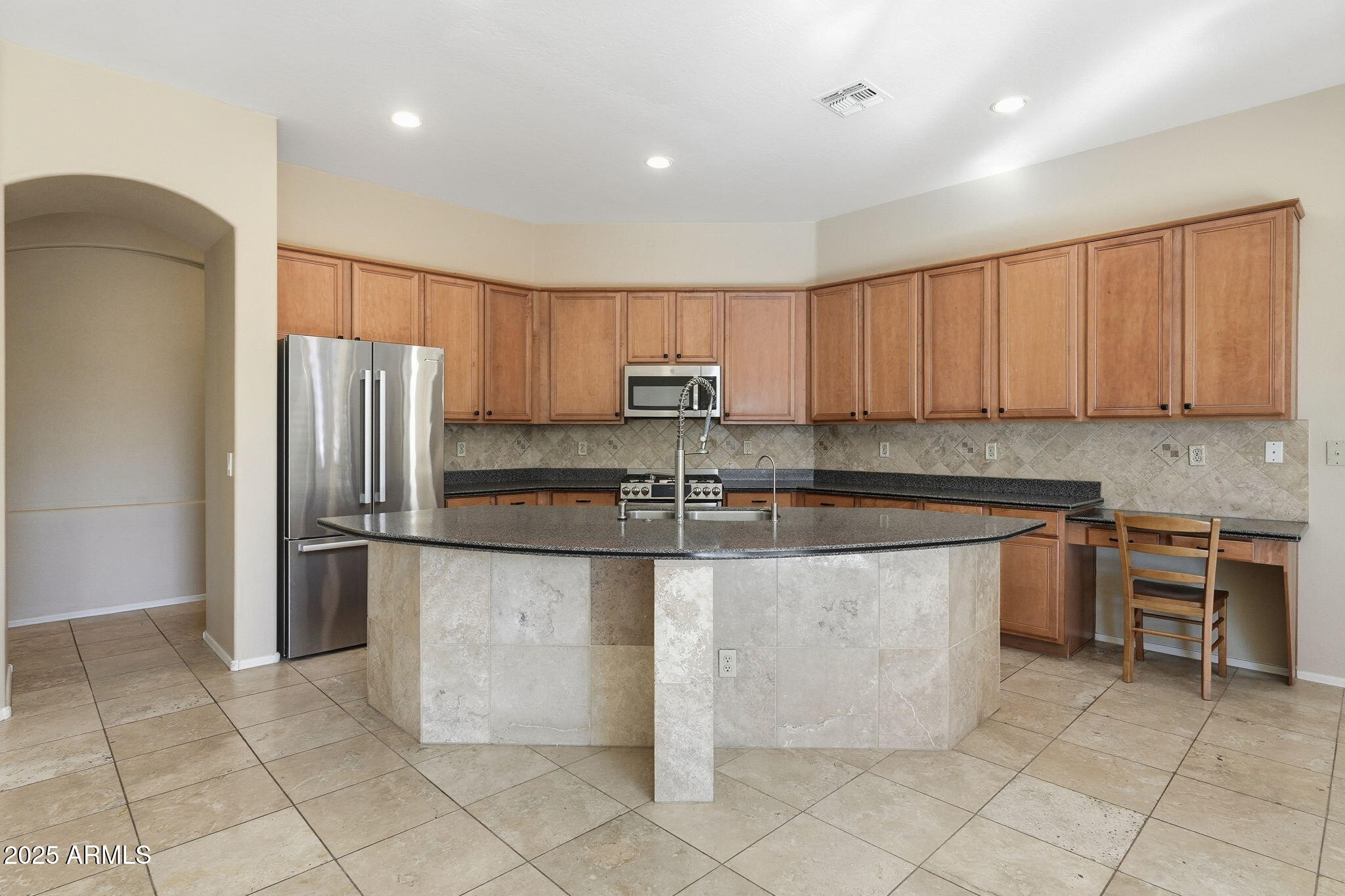 8605 E HANNIBAL Street