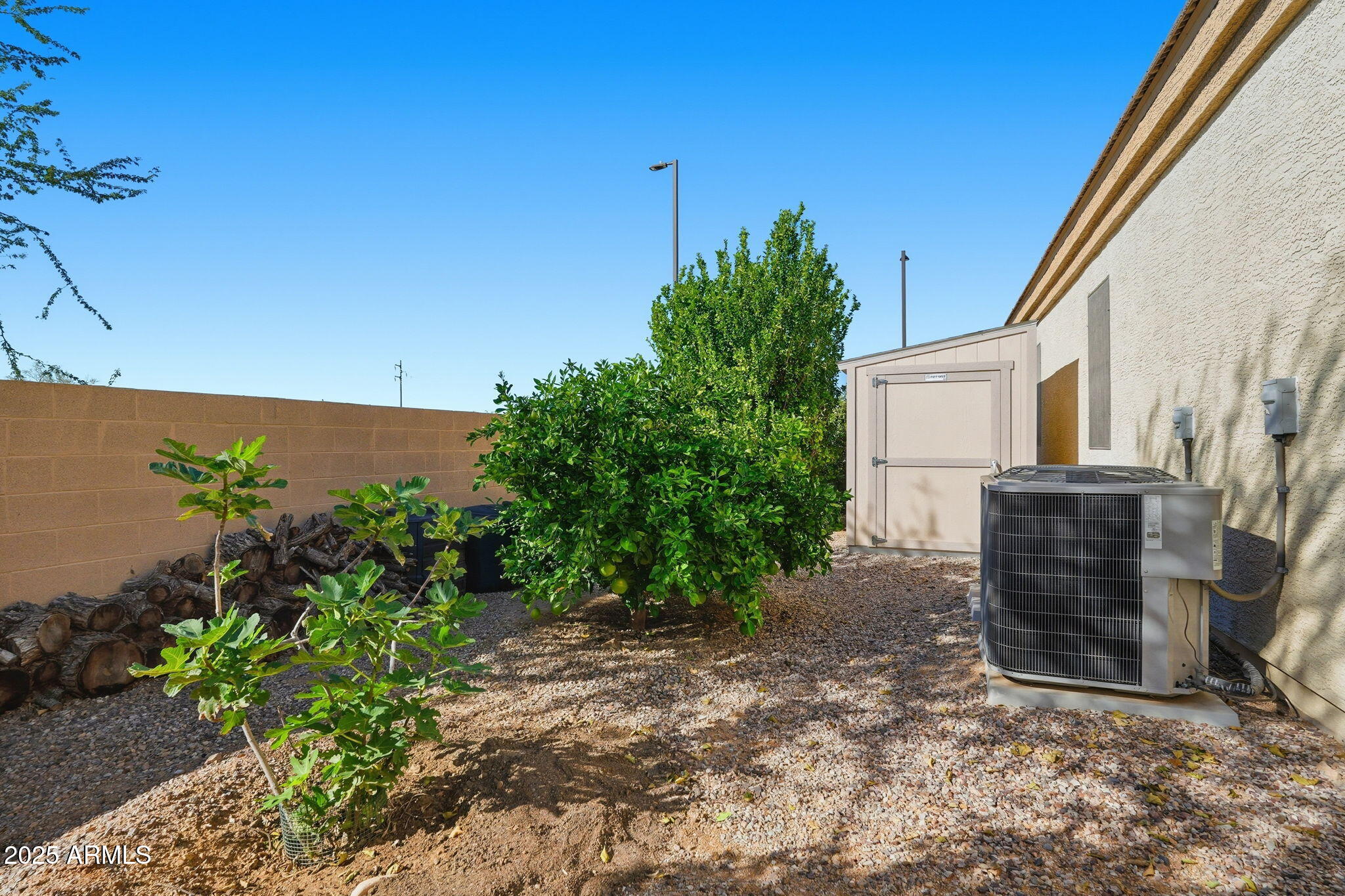 8605 E HANNIBAL Street