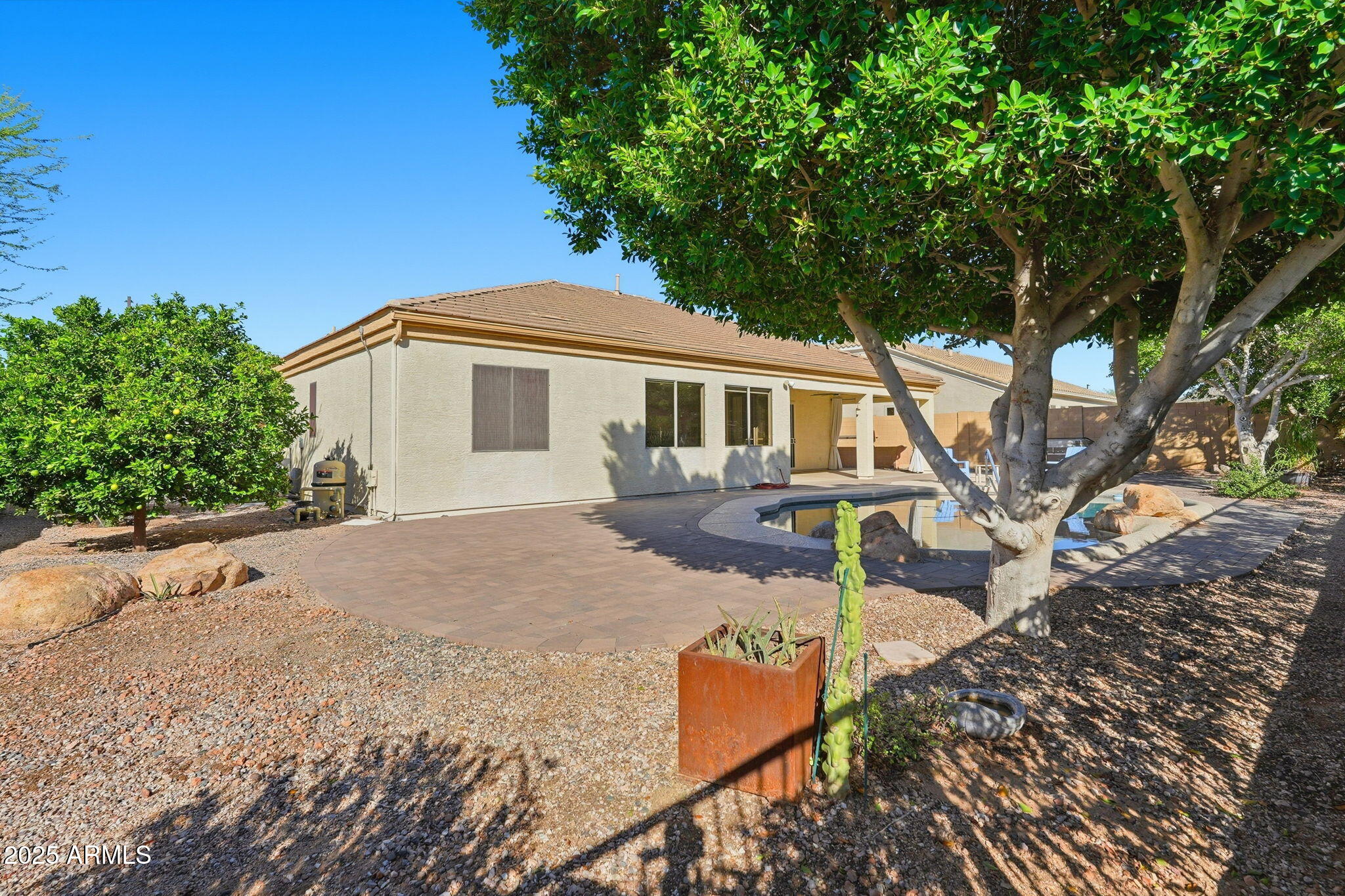 8605 E HANNIBAL Street