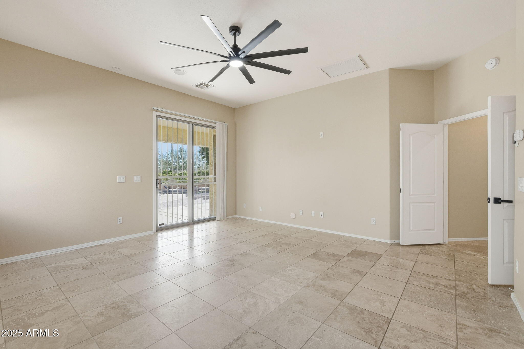 8605 E HANNIBAL Street