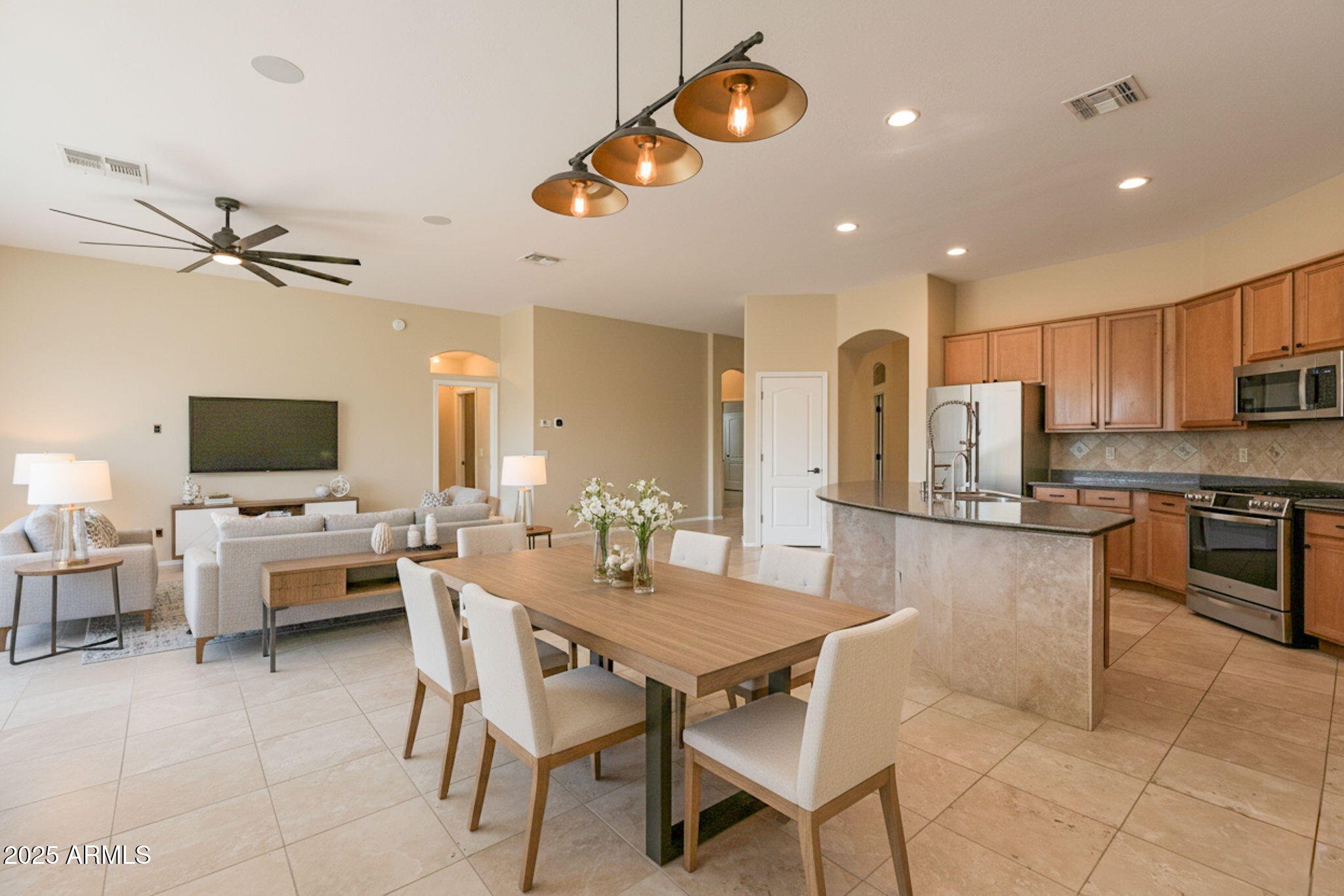 8605 E HANNIBAL Street