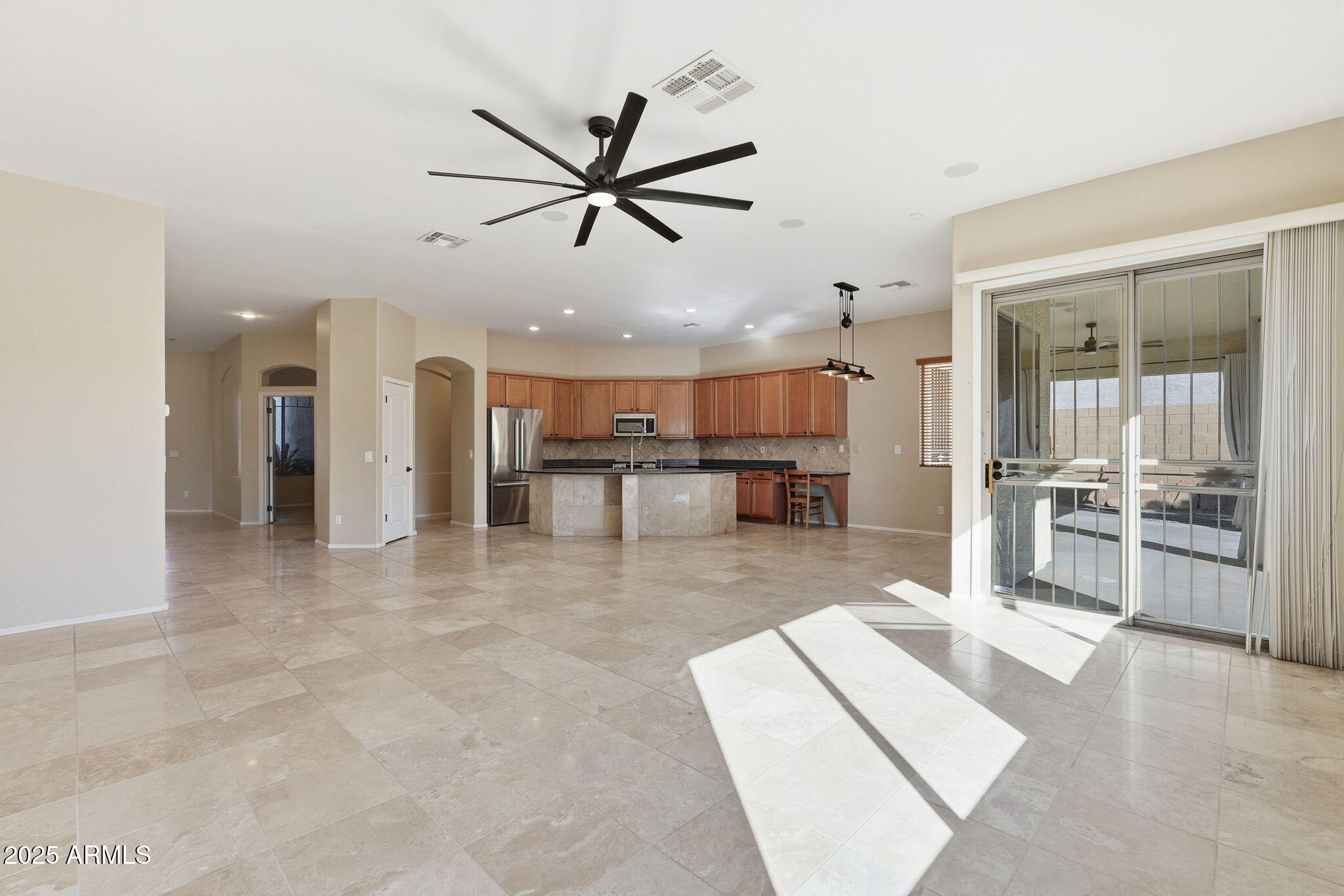 8605 E HANNIBAL Street