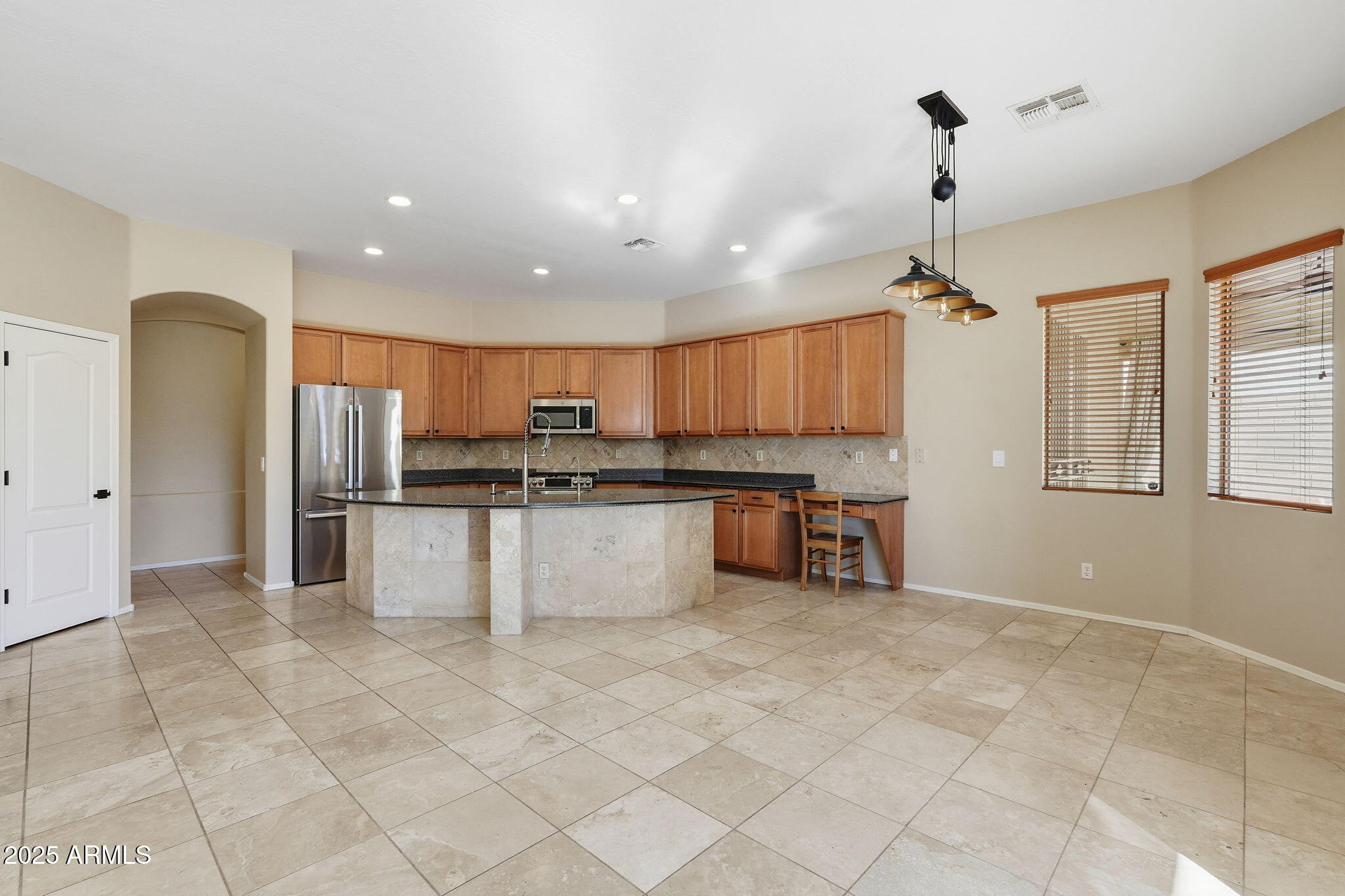 8605 E HANNIBAL Street