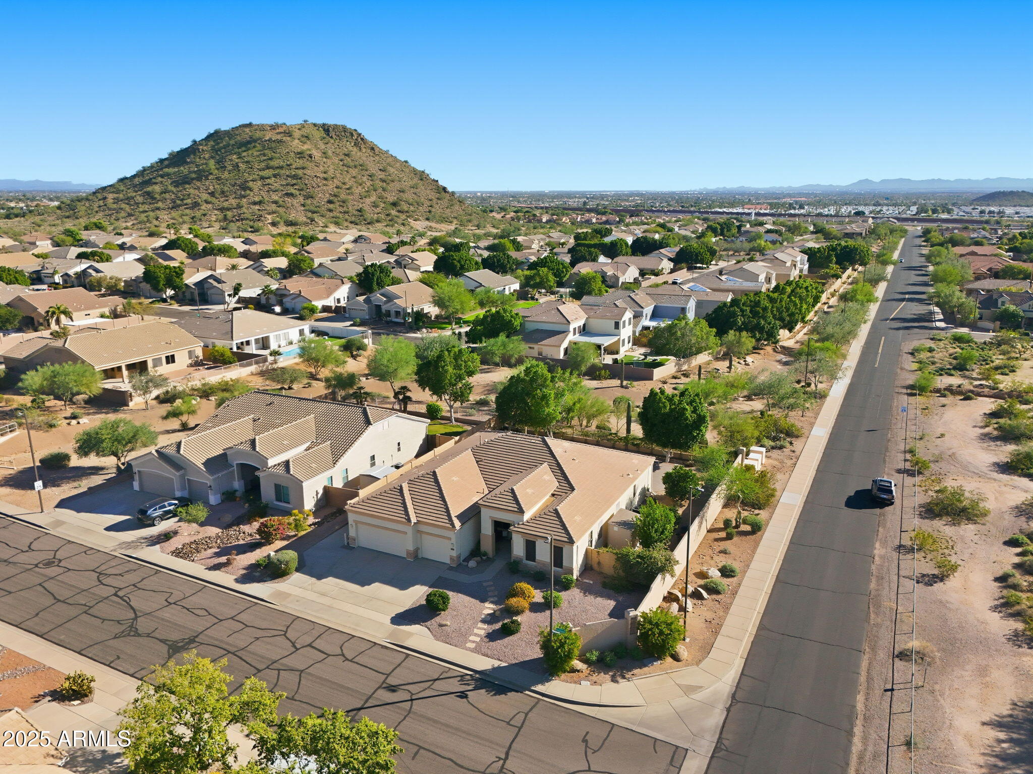 8605 E HANNIBAL Street