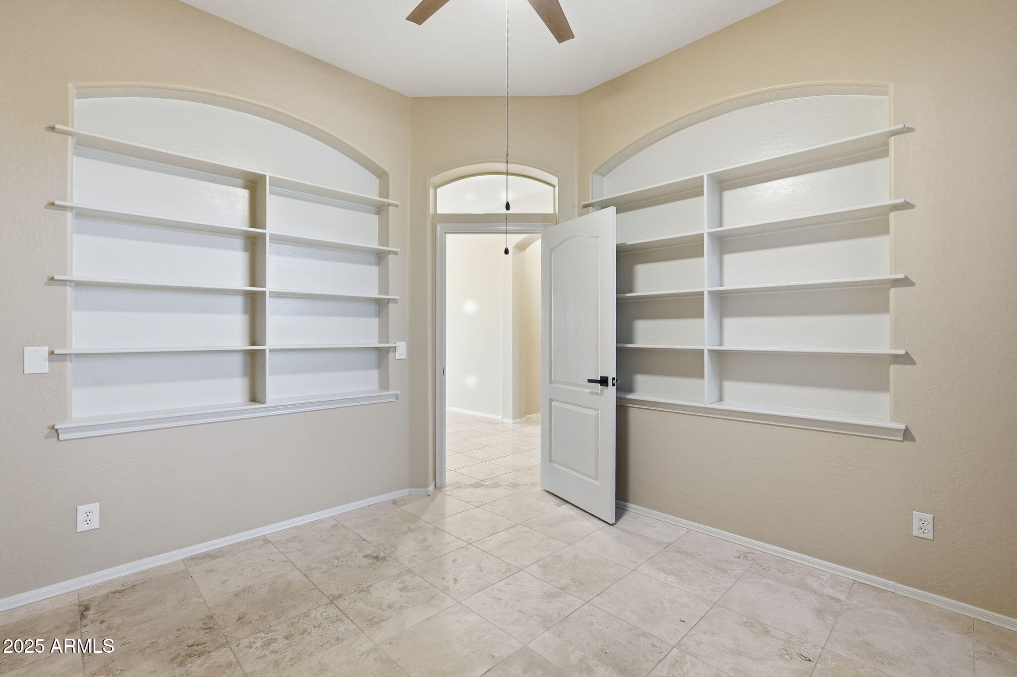 8605 E HANNIBAL Street