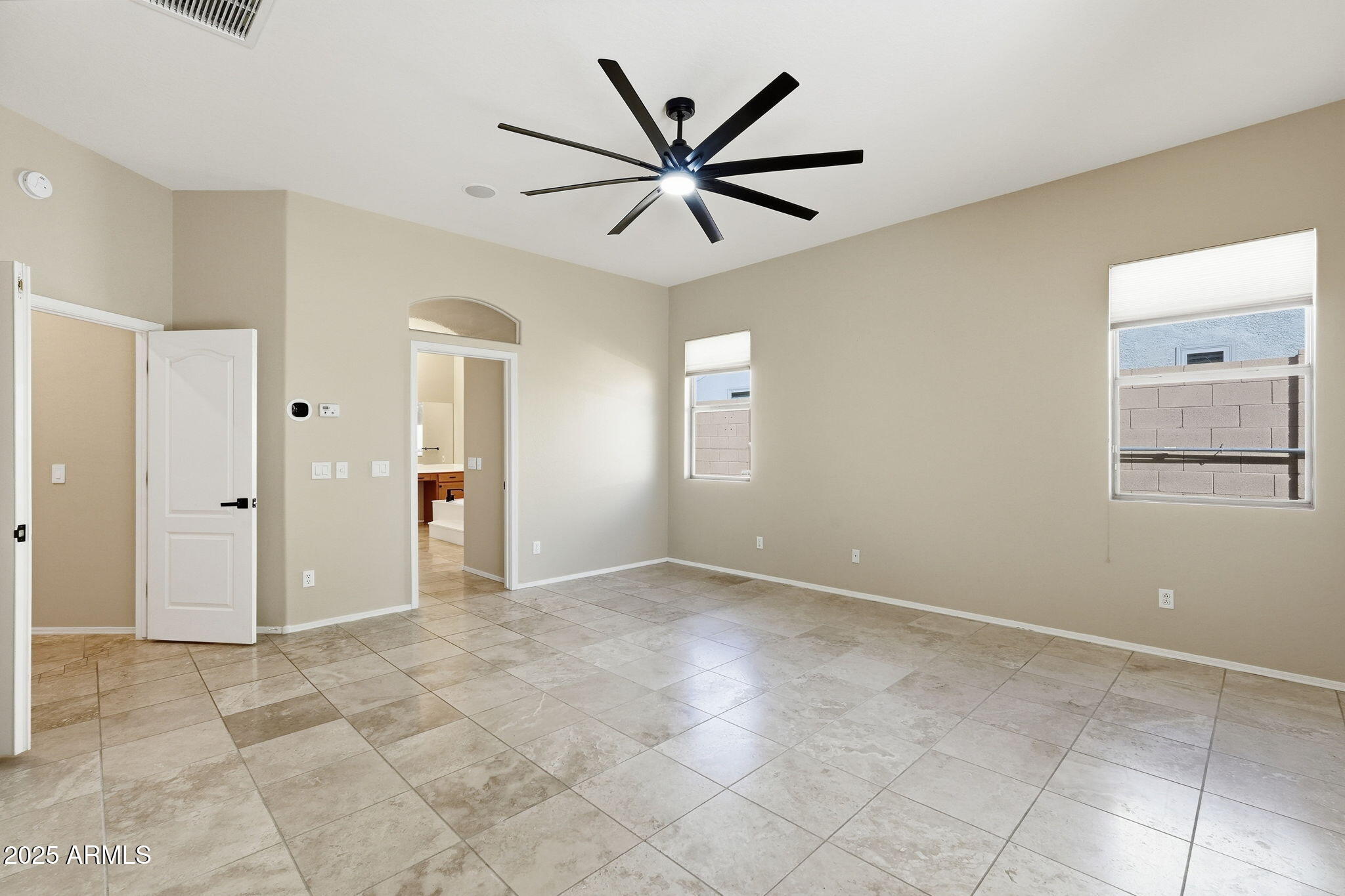 8605 E HANNIBAL Street