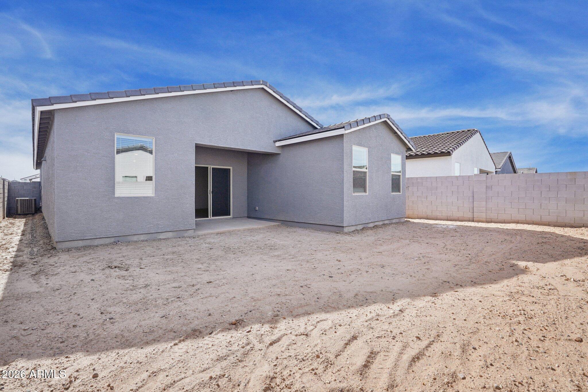 47678 W KENNER Drive